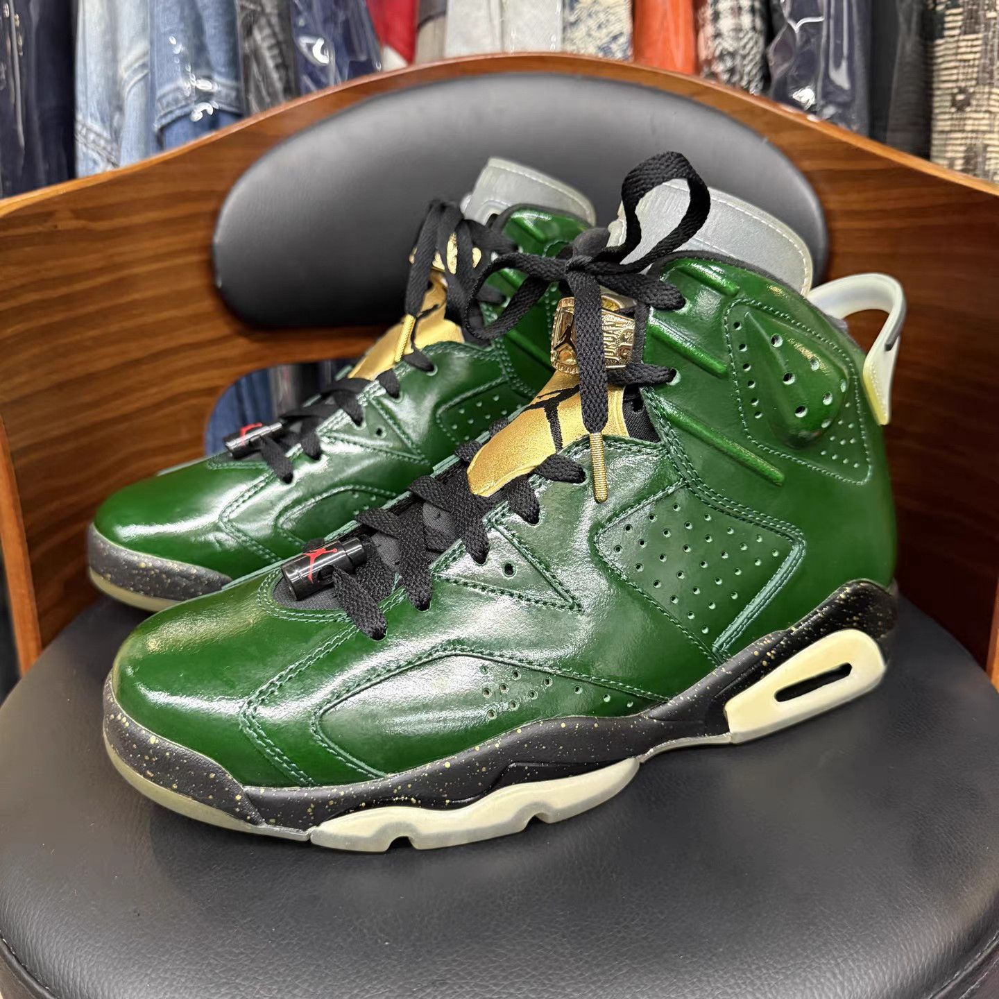 Jordan Brand Air Jordan 6 "Champagne" K15 Size US 9.5 / EU 42-43 - 1 Thumbnail