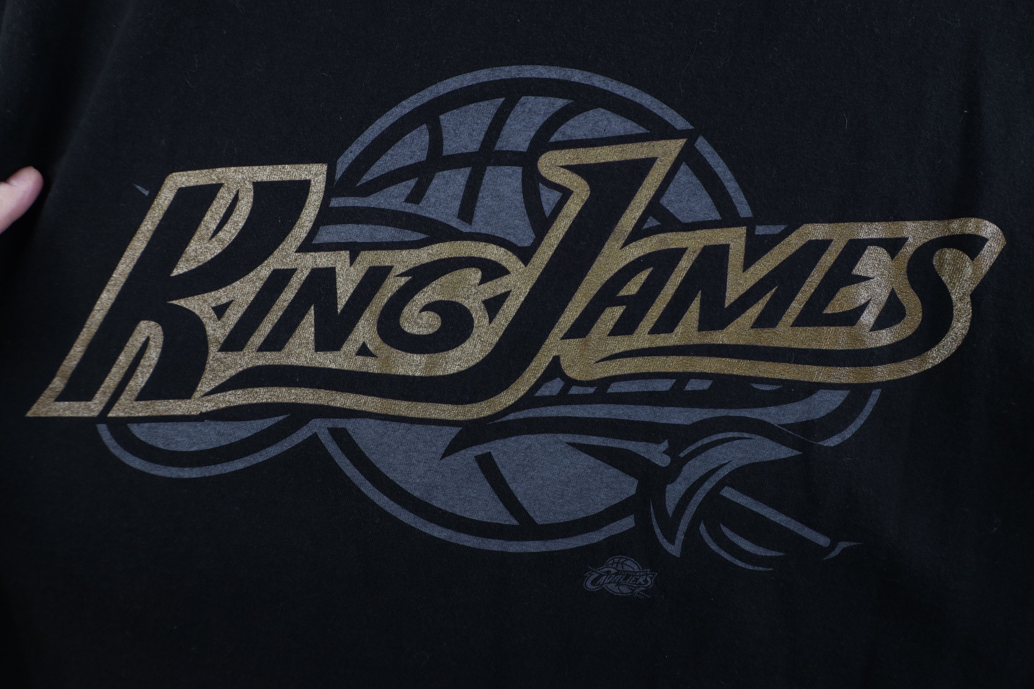 Majestic Vintage Majestic King James Lebron James Cleveland T-Shirt Size US XXL / EU 58 / 5 - 4 Thumbnail