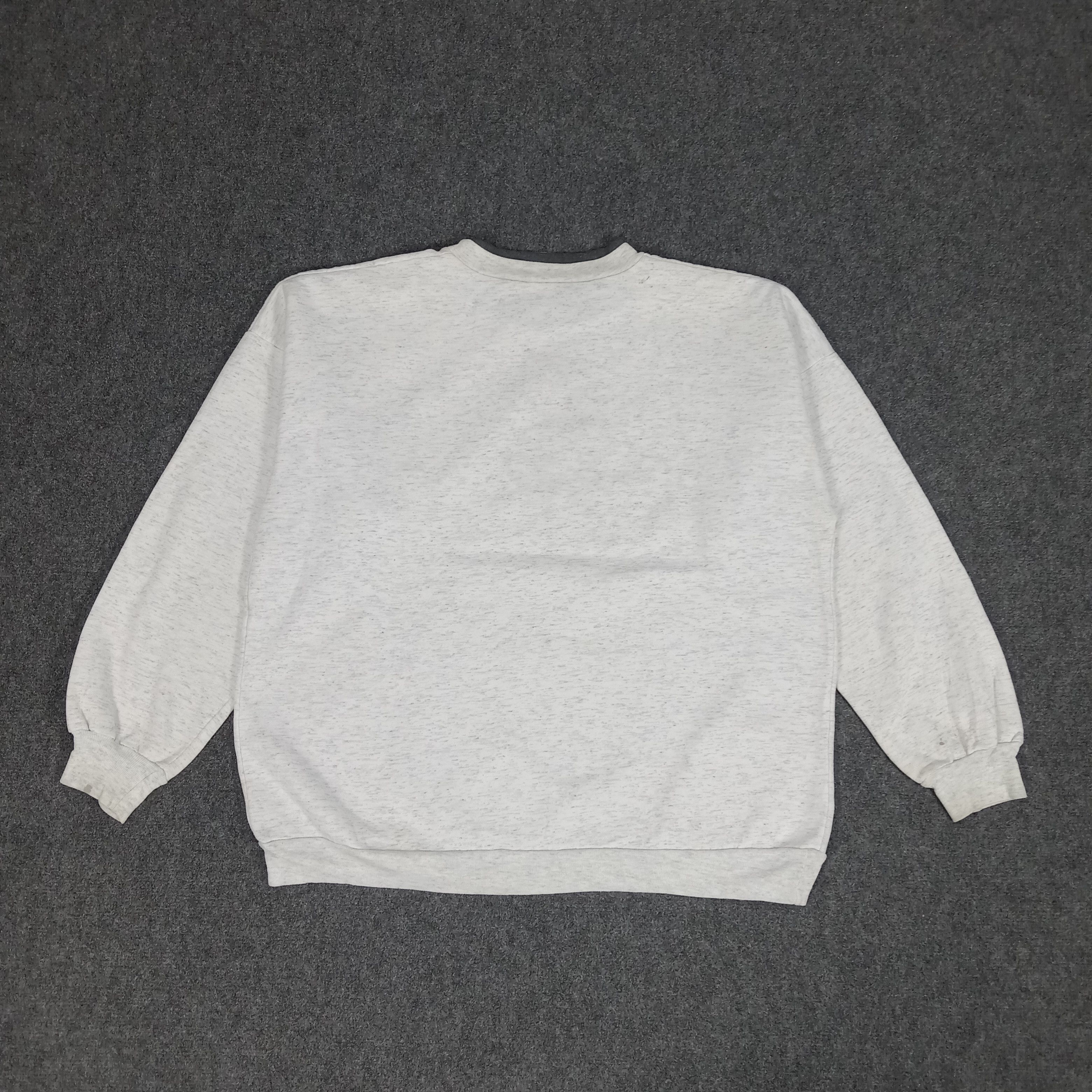 Guess × Vintage Guess American Brand Center Logo Sweatshirt Size US XL / EU 56 / 4 - 5 Thumbnail