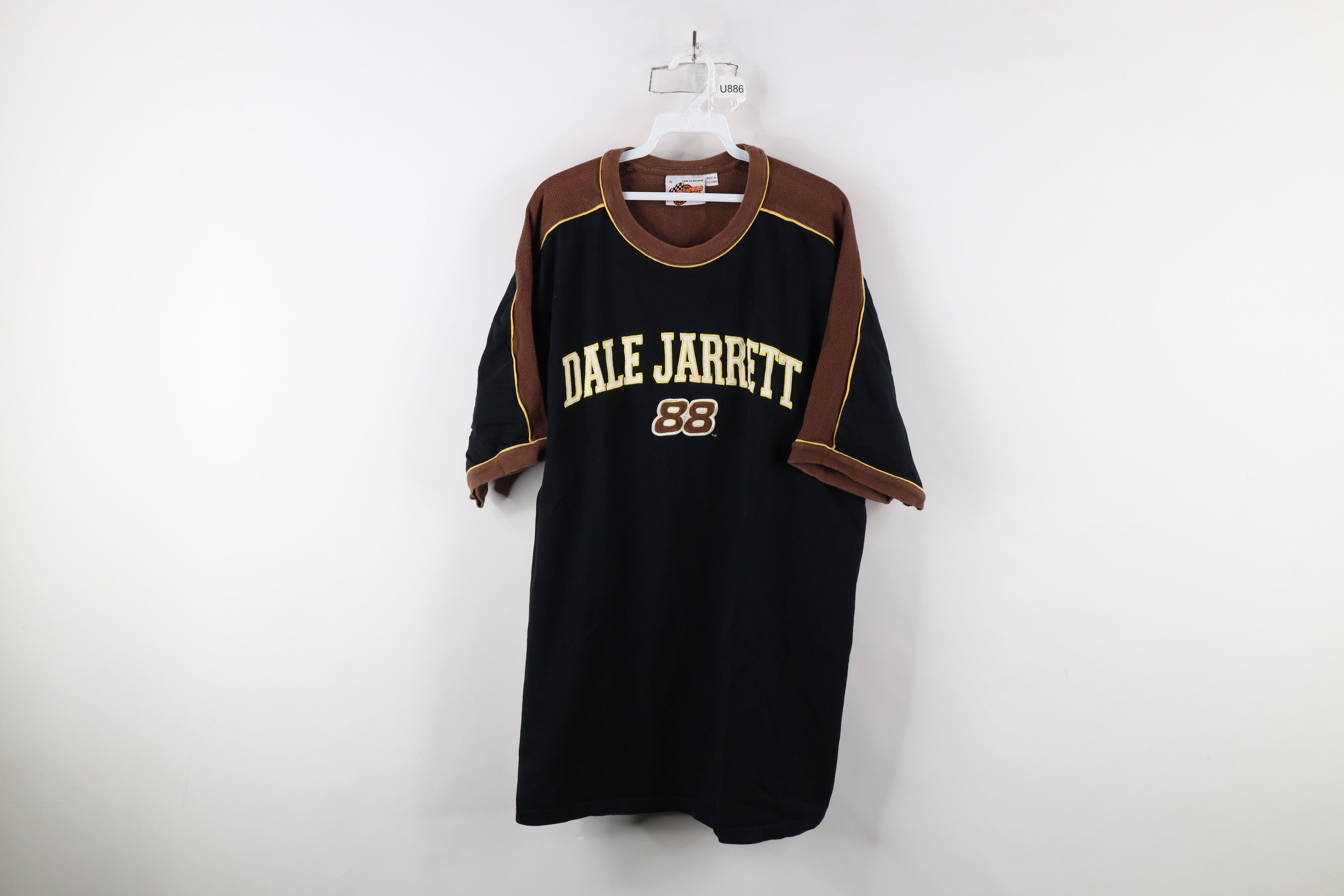 Vintage Vintage 90s NASCAR Out Dale Jarrett Racing T-Shirt Black Size US XL / EU 56 / 4 - 1 Thumbnail