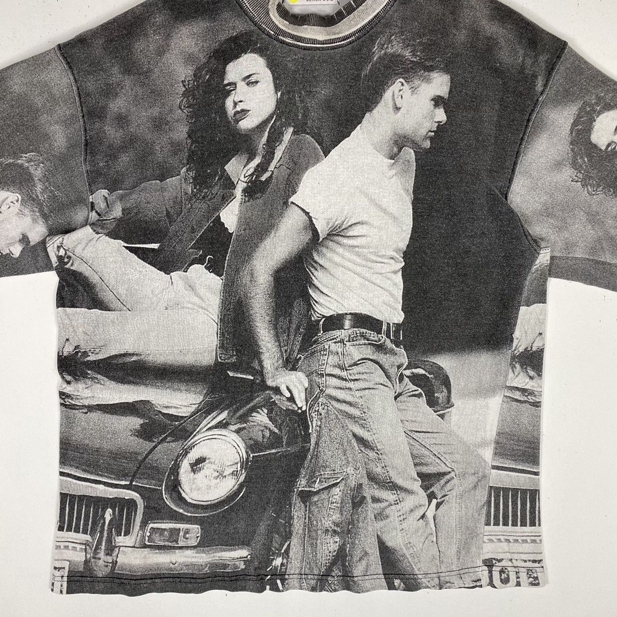 Vintage Vintage 90's Photography Full Print Tee Shirt Size US L / EU 52-54 / 3 - 5 Thumbnail