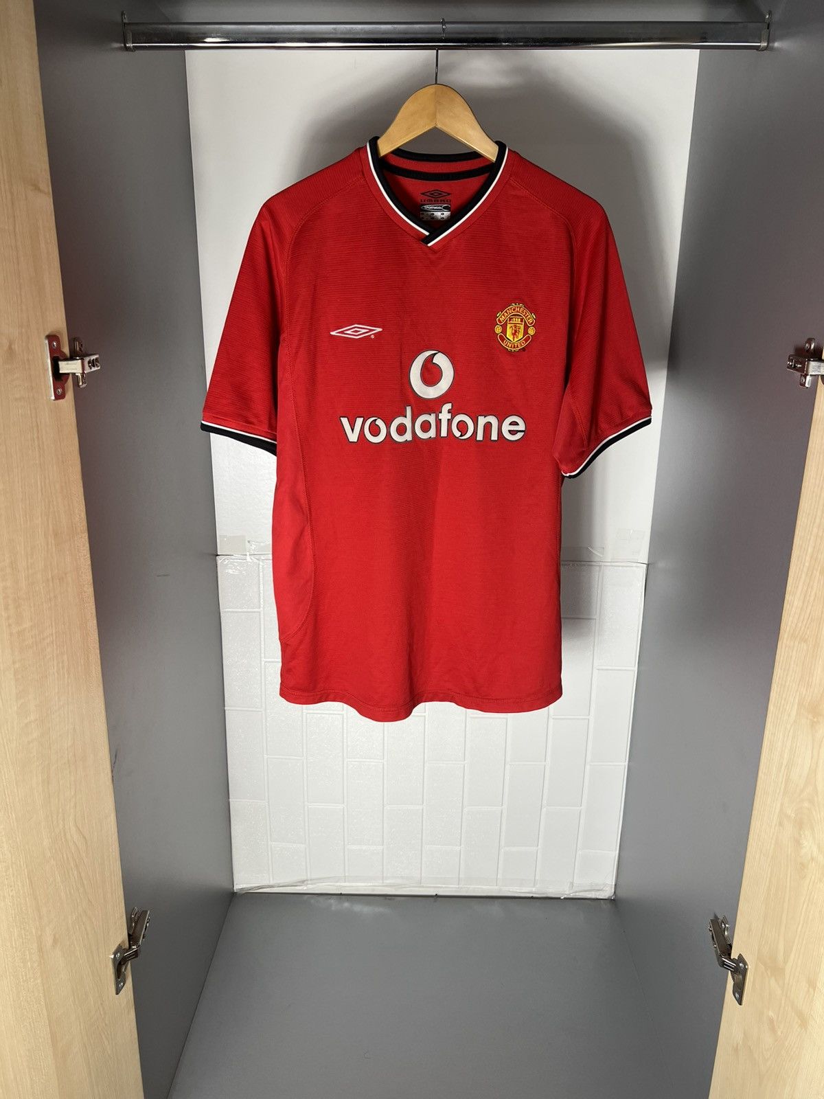 Umbro VINTAGE UMBRO FC MANCHESTER UNITED ENGLAND SOCCER JERSEY 90s Size US L / EU 52-54 / 3 - 2 Thumbnail