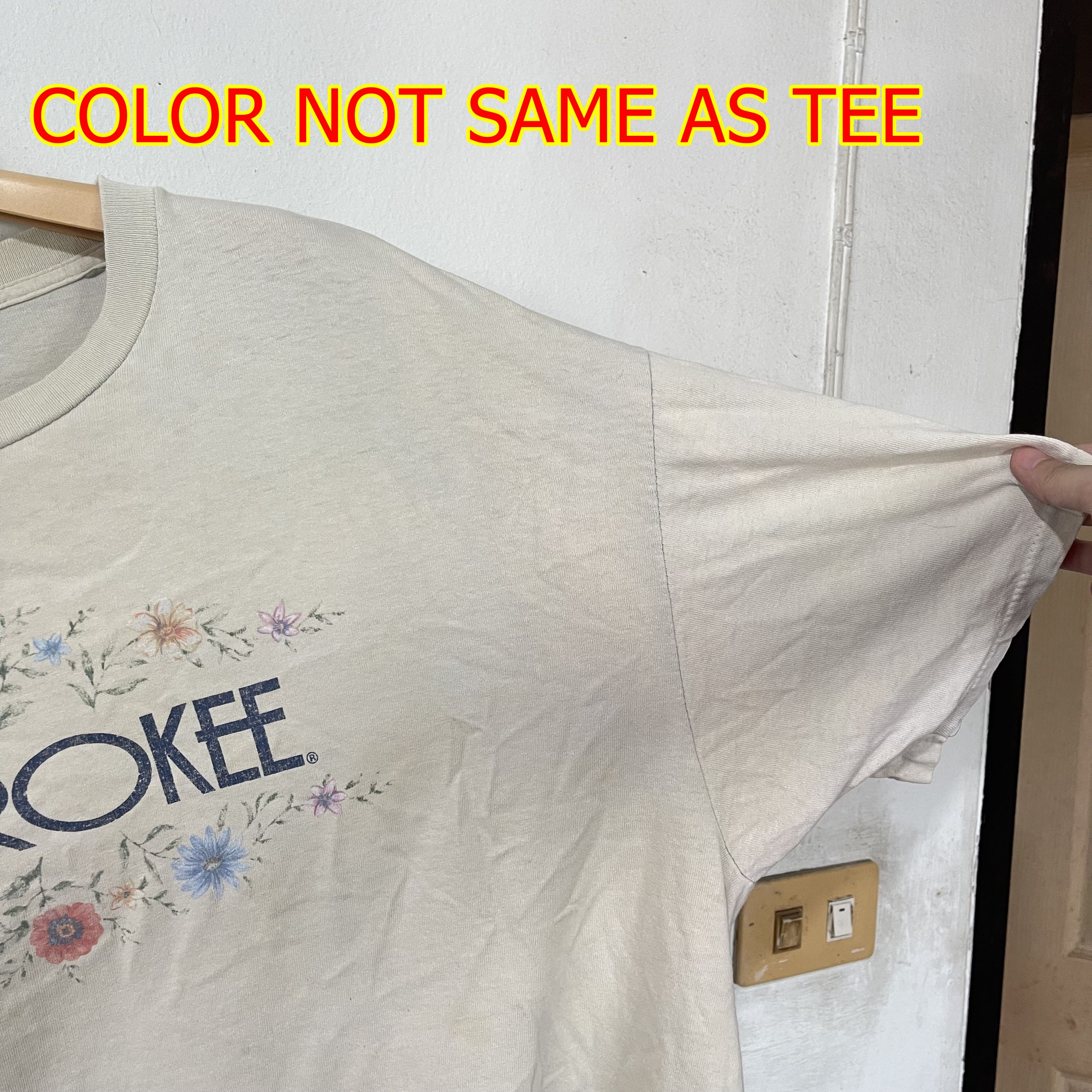 Cherokee Vintage 90s Cherokee Floral T-Shirt Size US XL / EU 56 / 4 - 8 Thumbnail