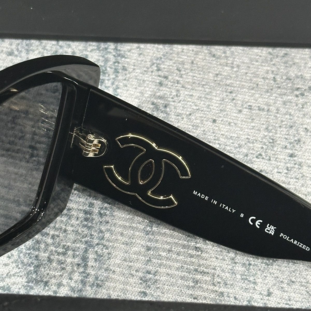 Chanel CHANEL 0CH5539 C622T8 SUNGLASSES Size ONE SIZE - 4 Thumbnail