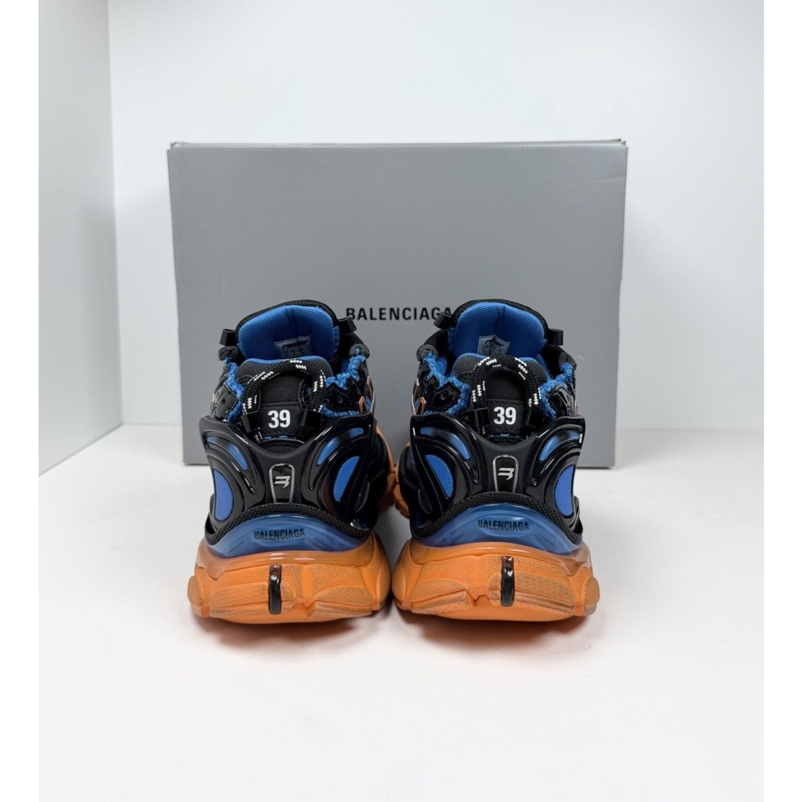 Balenciaga Size 39EU/6US - Balenciaga Runner Blue Orange Size US 6 / EU 39 - 4 Thumbnail