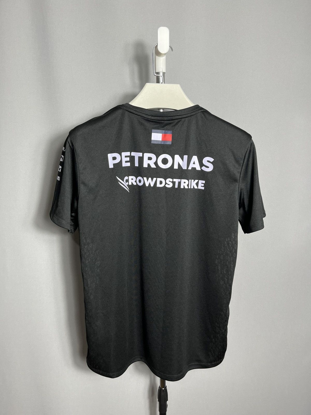 Mercedes-Benz Mercedes AMG Petronas F1 woman’s t-shirt black shorts sleeve Size L / US 10 / IT 46 - 7 Thumbnail