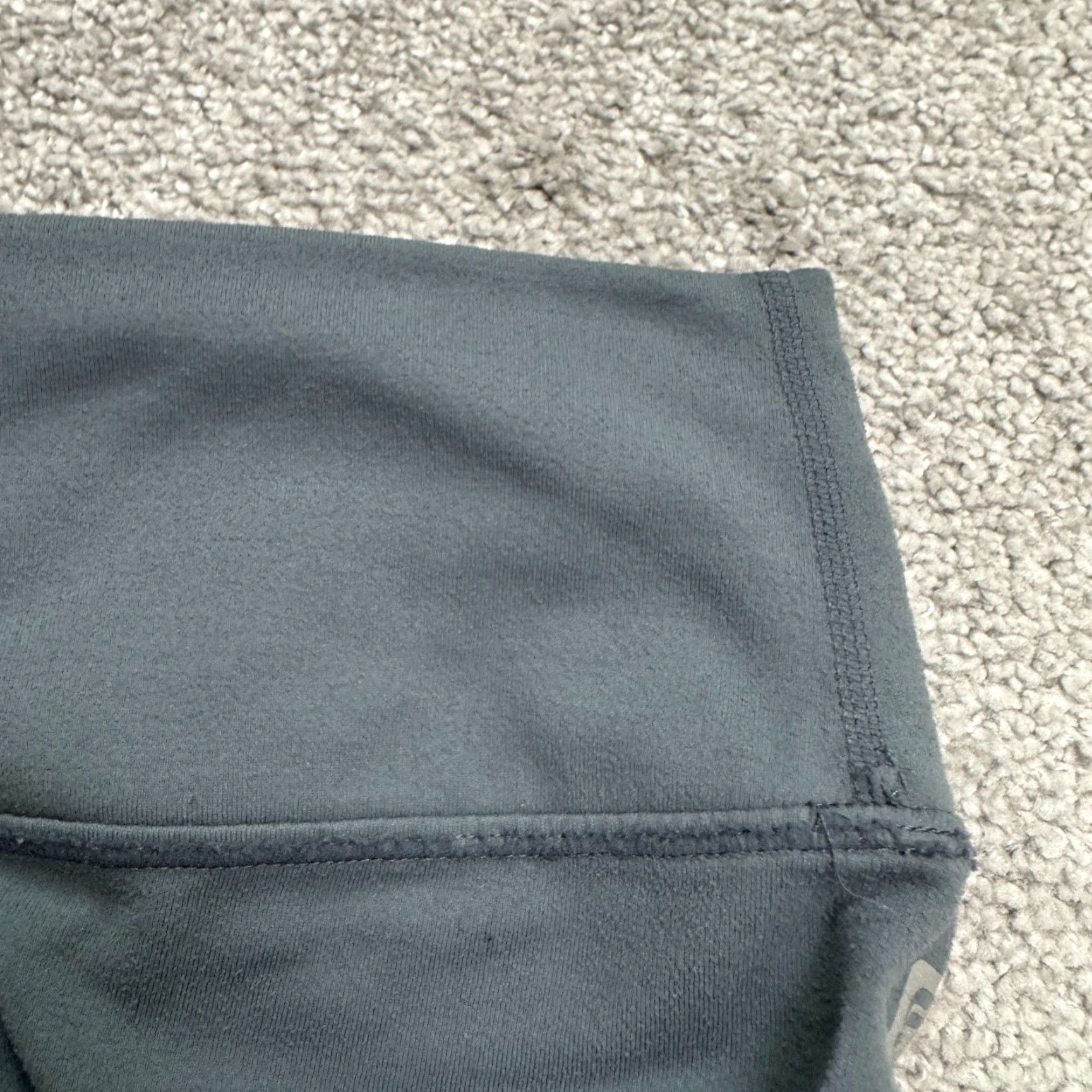 Fabletics VINTAGE None Fabletics Compression Cropped Leggings Womens Small Blue Activewear Leggings Small Blue Athleisure Yoga Women Size 28" / US 6 / IT 42 - 5 Thumbnail