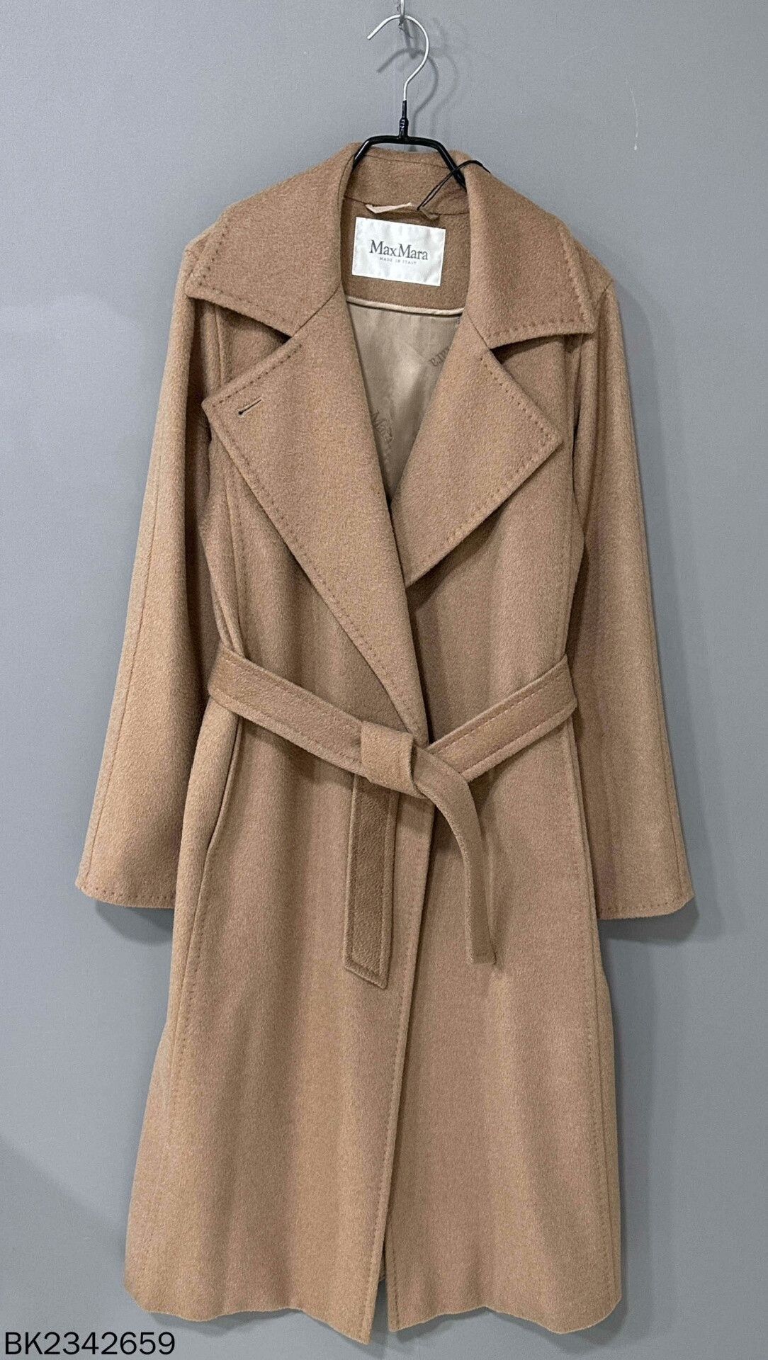 Max Mara beige Manuela long coat by MaxMara Size US M / EU 48-50 / 2 - 1 Thumbnail