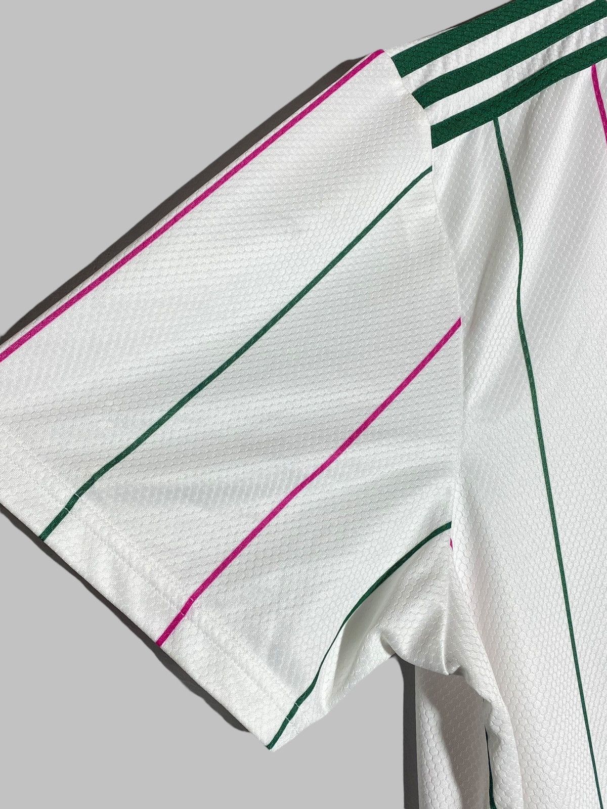 Adidas CELTIC AWAY JERSEY ADIDAS PRIMEGREEN XL STRIPES Size US XL / EU 56 / 4 - 9 Thumbnail