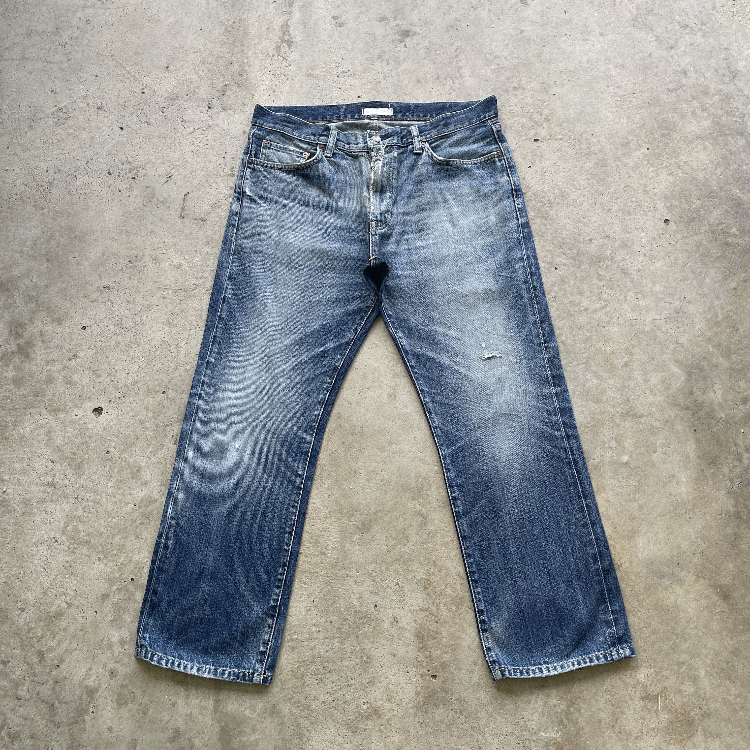 Japanese Brand VINTAGE JAPANESE DISTRESSED FADED JEANS PANTS DENIM W35 Size US 35 - 2 Thumbnail
