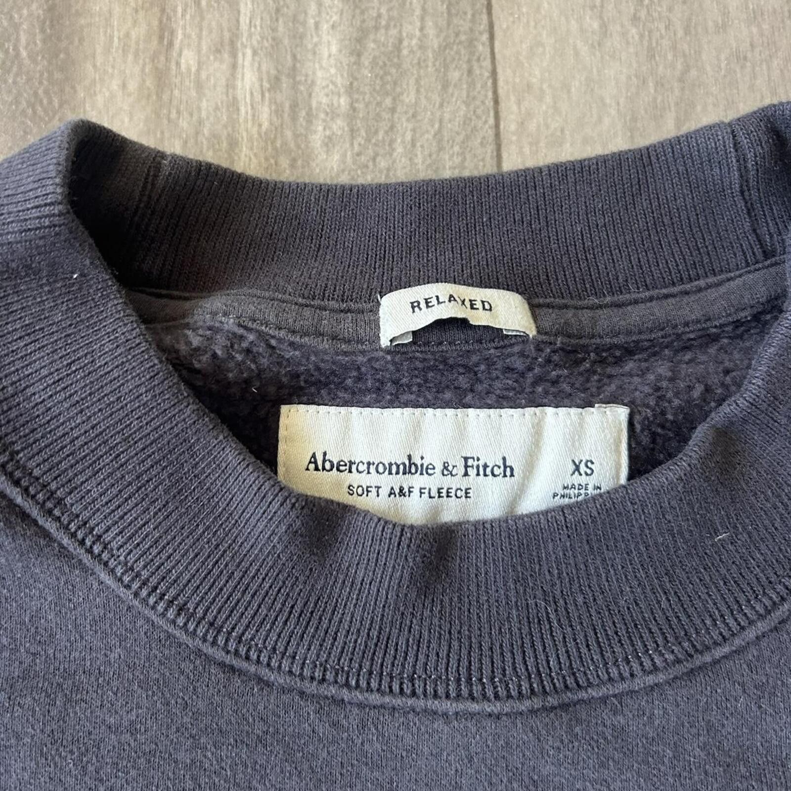 Abercrombie & Fitch Abercrombie and Fitch Dark Grey Sweatshirt Crewneck size XS Size XS / US 0-2 / IT 36-38 - 3 Thumbnail