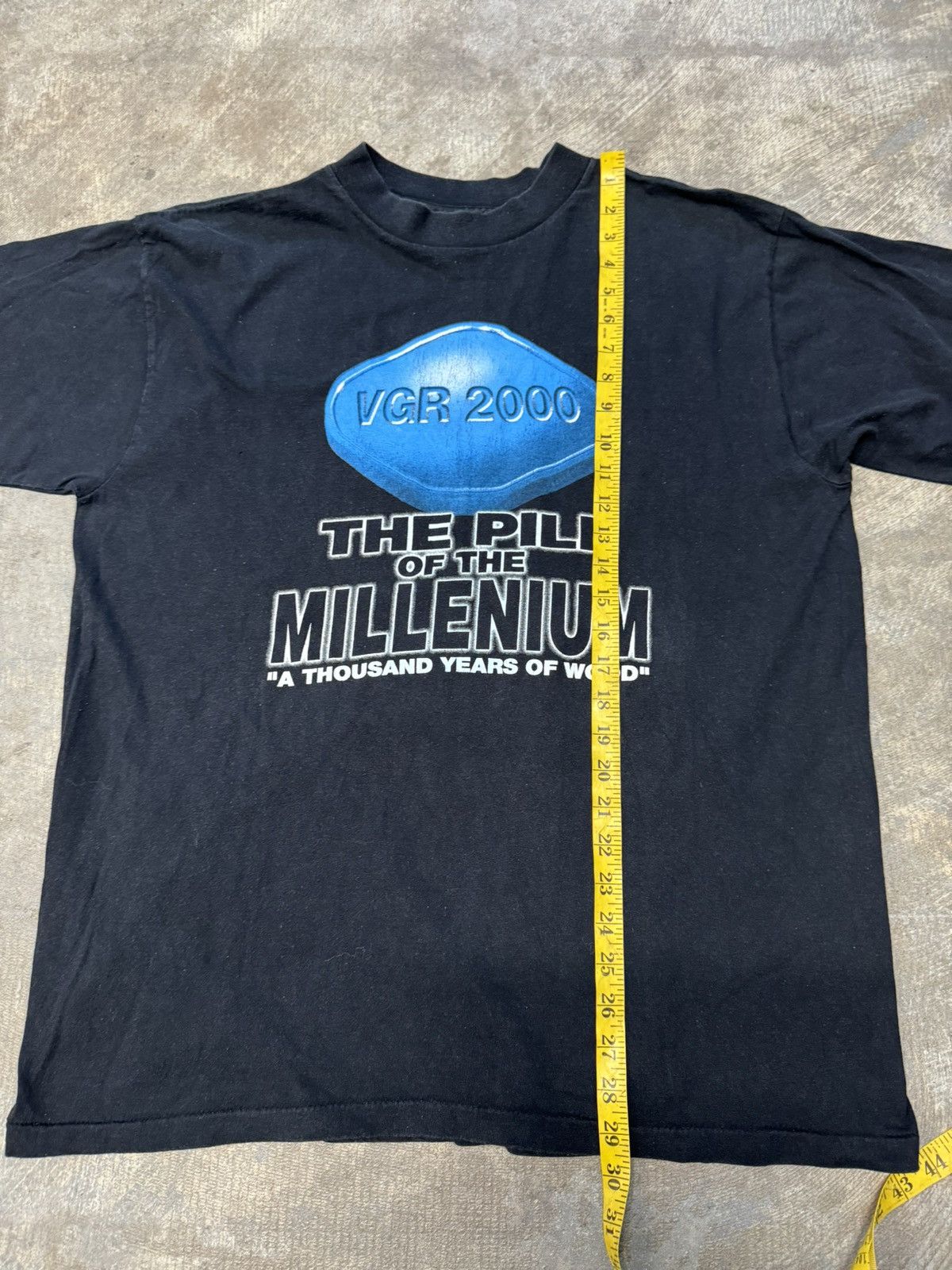 Vintage Vintage 90s 1990 Viagra The pill of the century Humour Shirt Size US XL / EU 56 / 4 - 9 Thumbnail