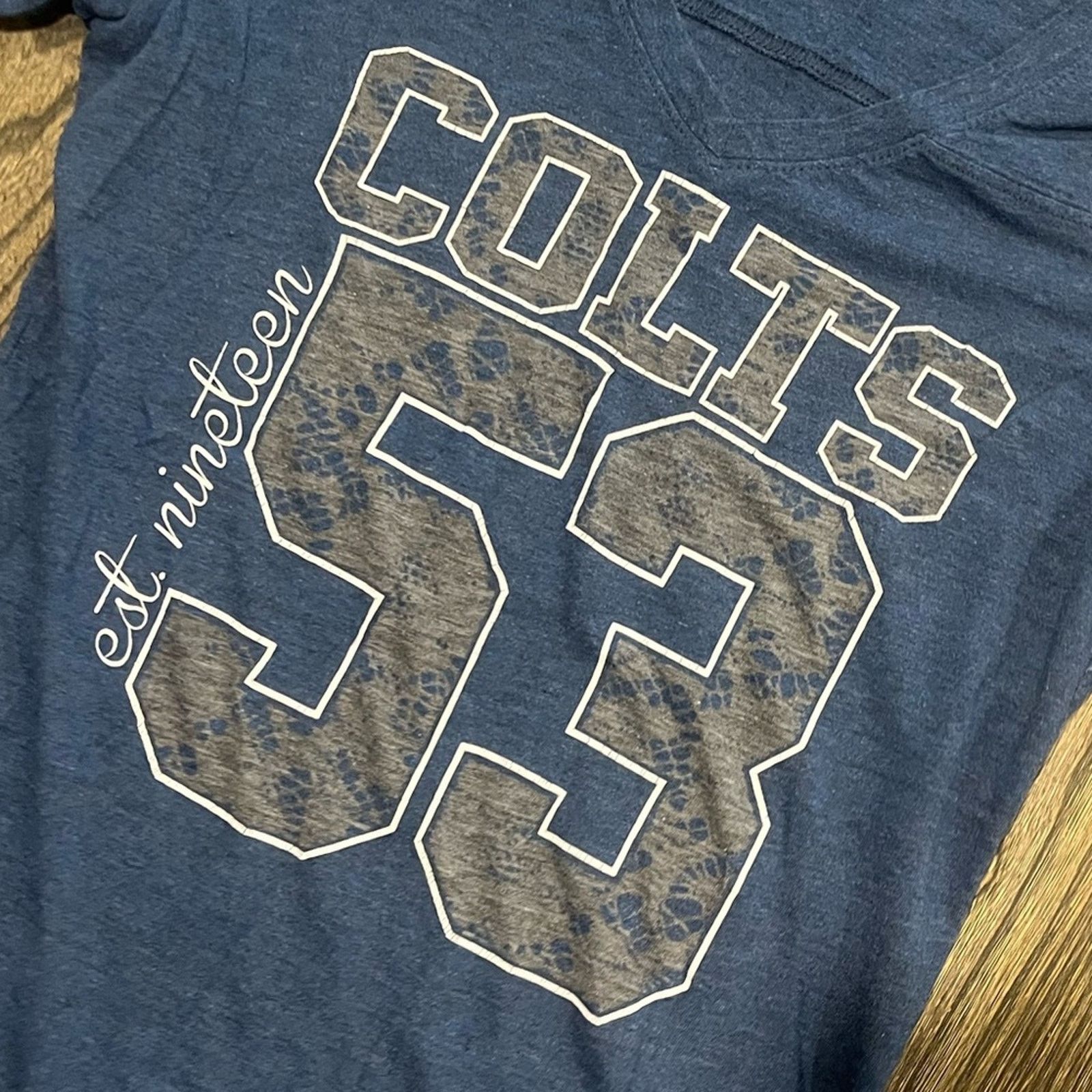 NFL NFL x Team Apparel 53 Indianapolis Colts Tee V-Neck Size S Size S / US 4 / IT 40 - 2 Thumbnail