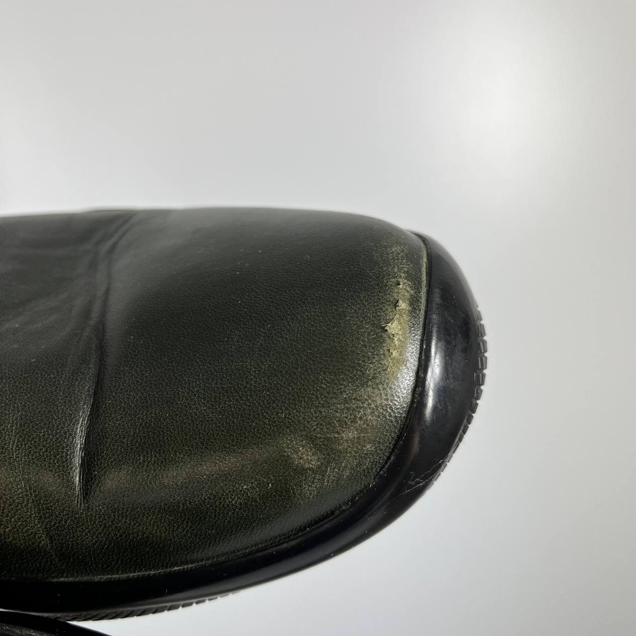 Prada PRADA Men’s Leather Chelsea Boots Green EU 43 / US 9.5 Size US 9.5 / EU 42-43 - 12 Thumbnail