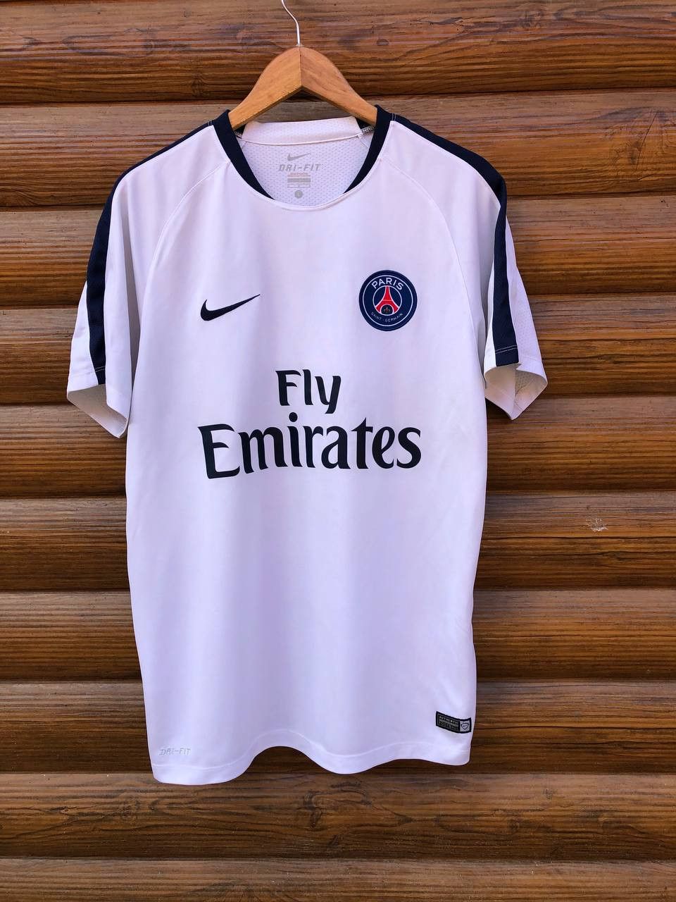 Nike PSG PARIS SAINT GERMAIN FOOTBALL SOCCER SHIRT JERSEY NIKE Size US L / EU 52-54 / 3 - 1 Thumbnail