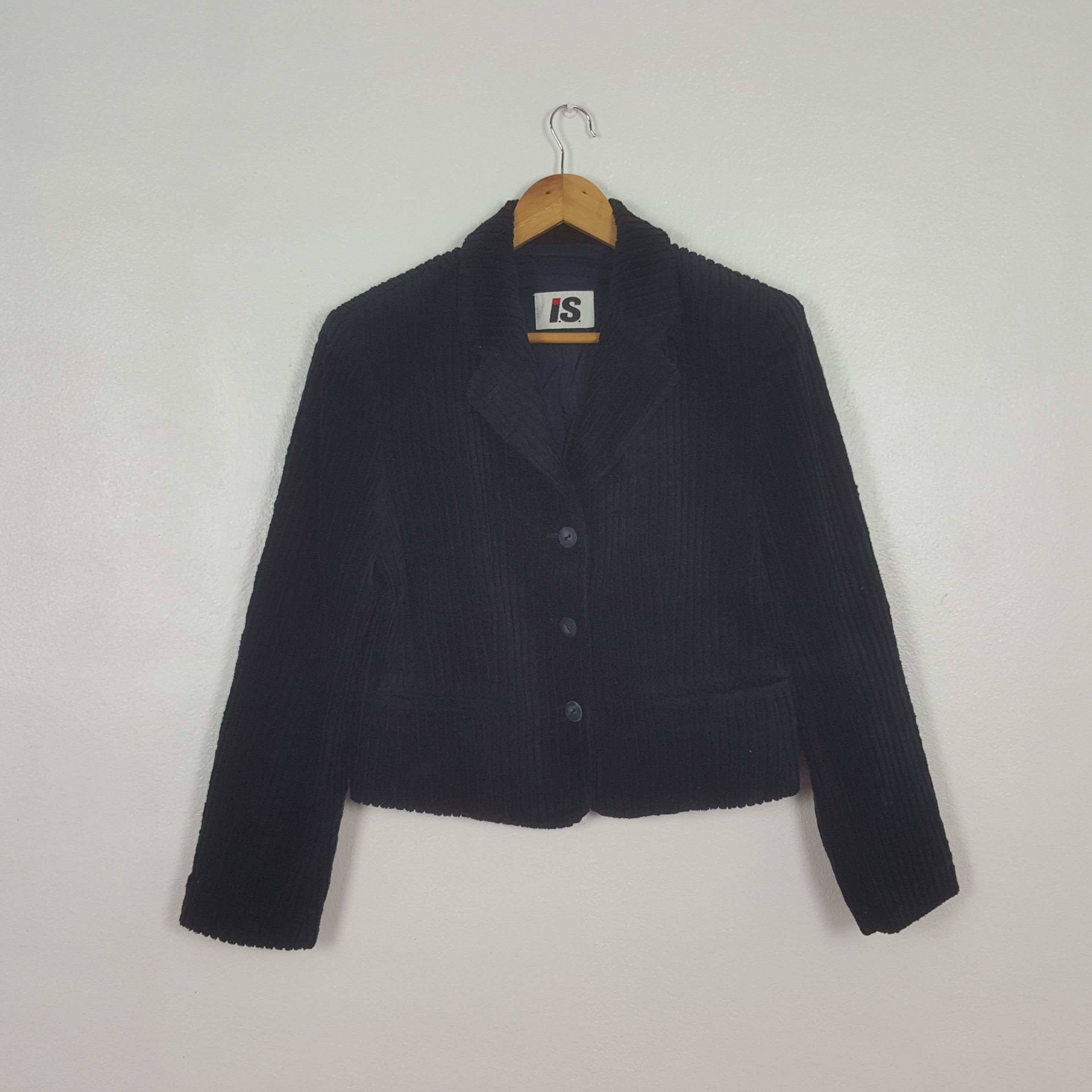 Issey Miyake Vintage Issey Miyake Japanese Velvet Jacket C303N16 Size S / US 4 / IT 40 - 1 Thumbnail
