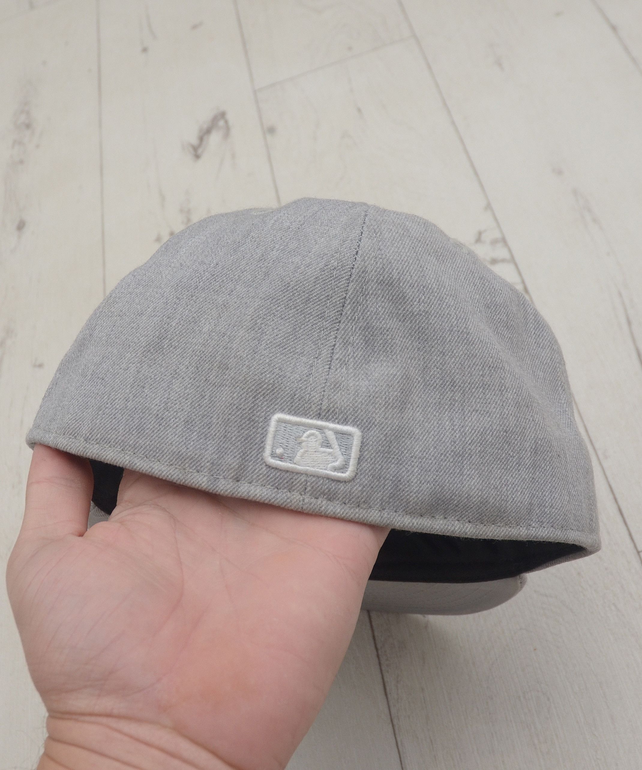New Era NY Yankees New Era Hat Patch Heather Gray Size 7 5/8 Size ONE SIZE - 6 Thumbnail
