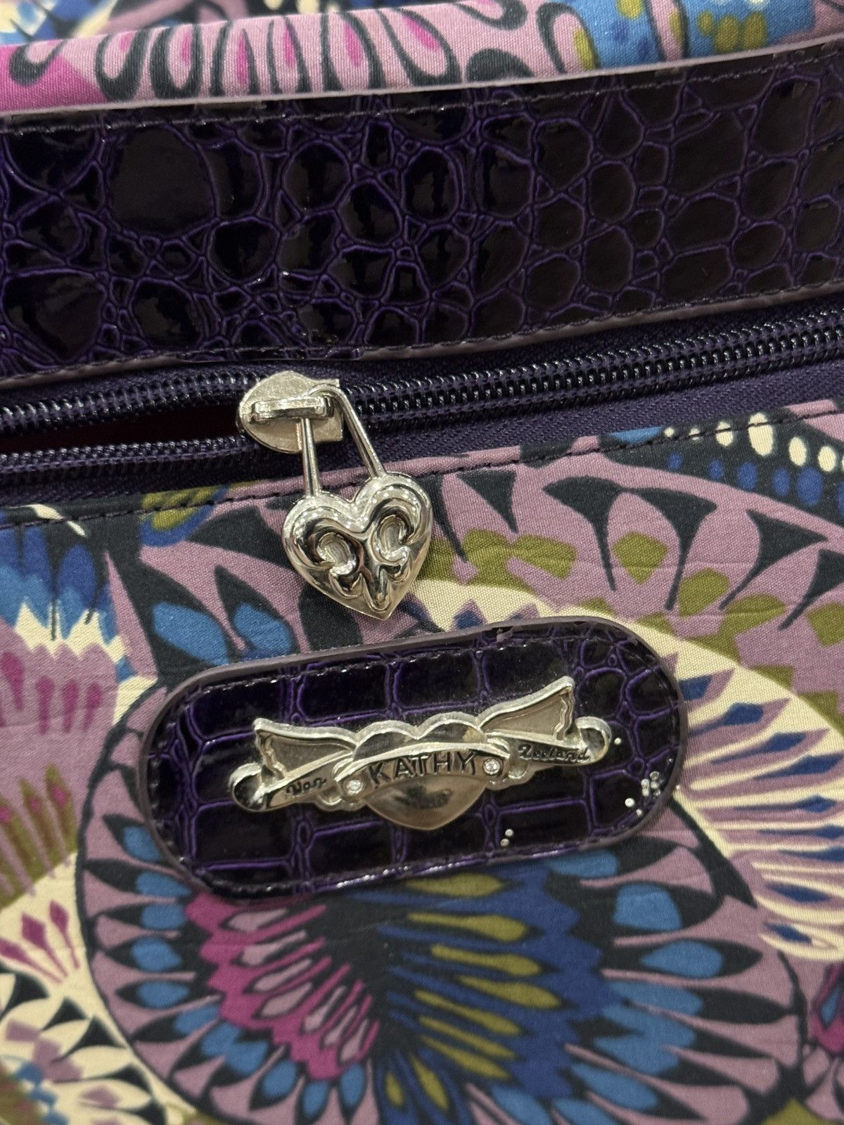 Vintage Kathy Van Zeeland Vintage Y2K Psychedelic Rolling Duffel Bag Size ONE SIZE - 19 Thumbnail