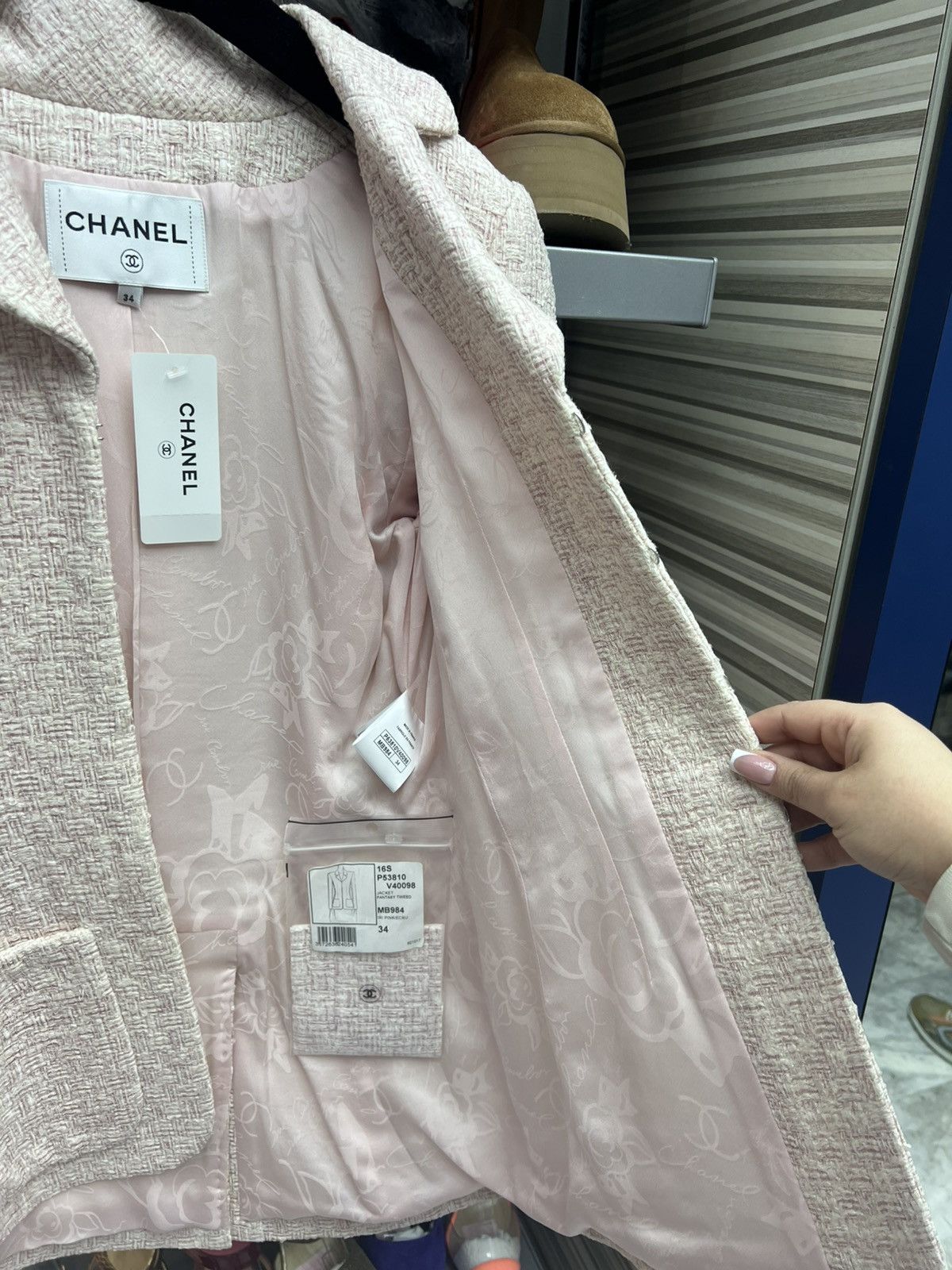 Chanel Channel Tweed Blazer Light Pink Size XS / US 0-2 / IT 36-38 - 7 Thumbnail