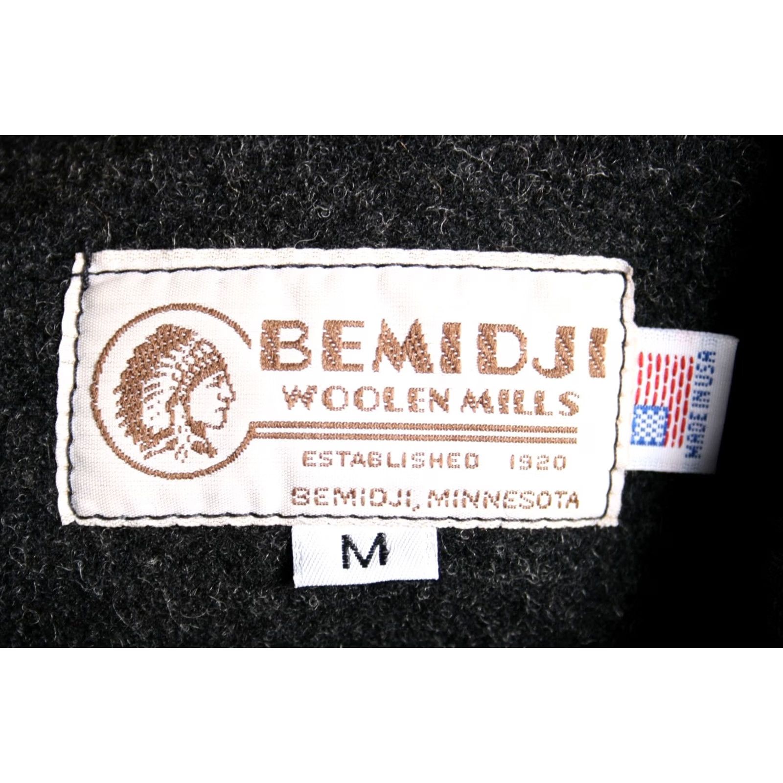 Vintage VINTAGE Bemidji Charcoal Gray Thick Wool Button Front Shirt S Mens Size S Size US S / EU 44-46 / 1 - 7 Thumbnail