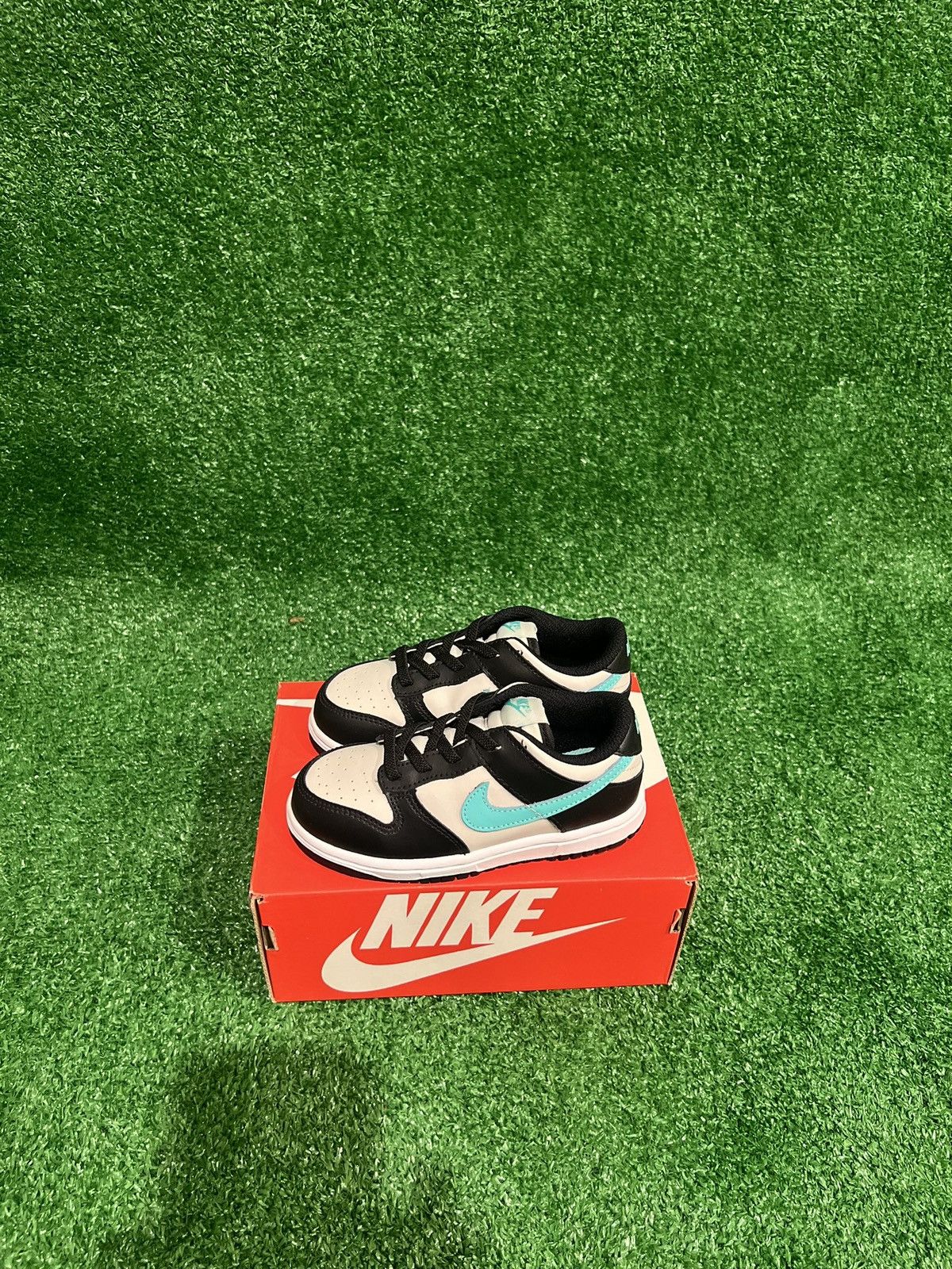 Nike Dunk Low TD 'Tiffany' Size US 9 / EU 42 - 4 Thumbnail