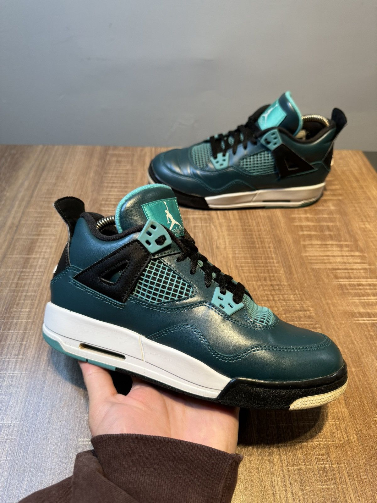 Jordan Brand NIKE AIR JORDAN 4 IV TEAL WHITE BLACK SIZE 5.5Y/ W 7 Shoes Size US 7 / IT 37 - 1 Thumbnail