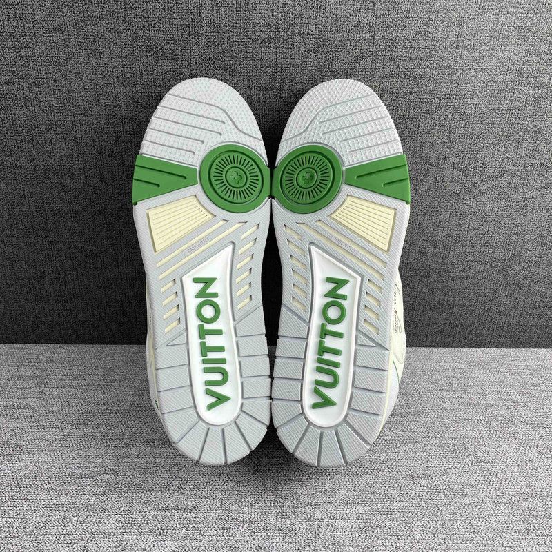 Louis Vuitton Louis Vuitton Classic Green and White Sneakers -2508 Size US 9.5 / EU 42-43 - 4 Thumbnail