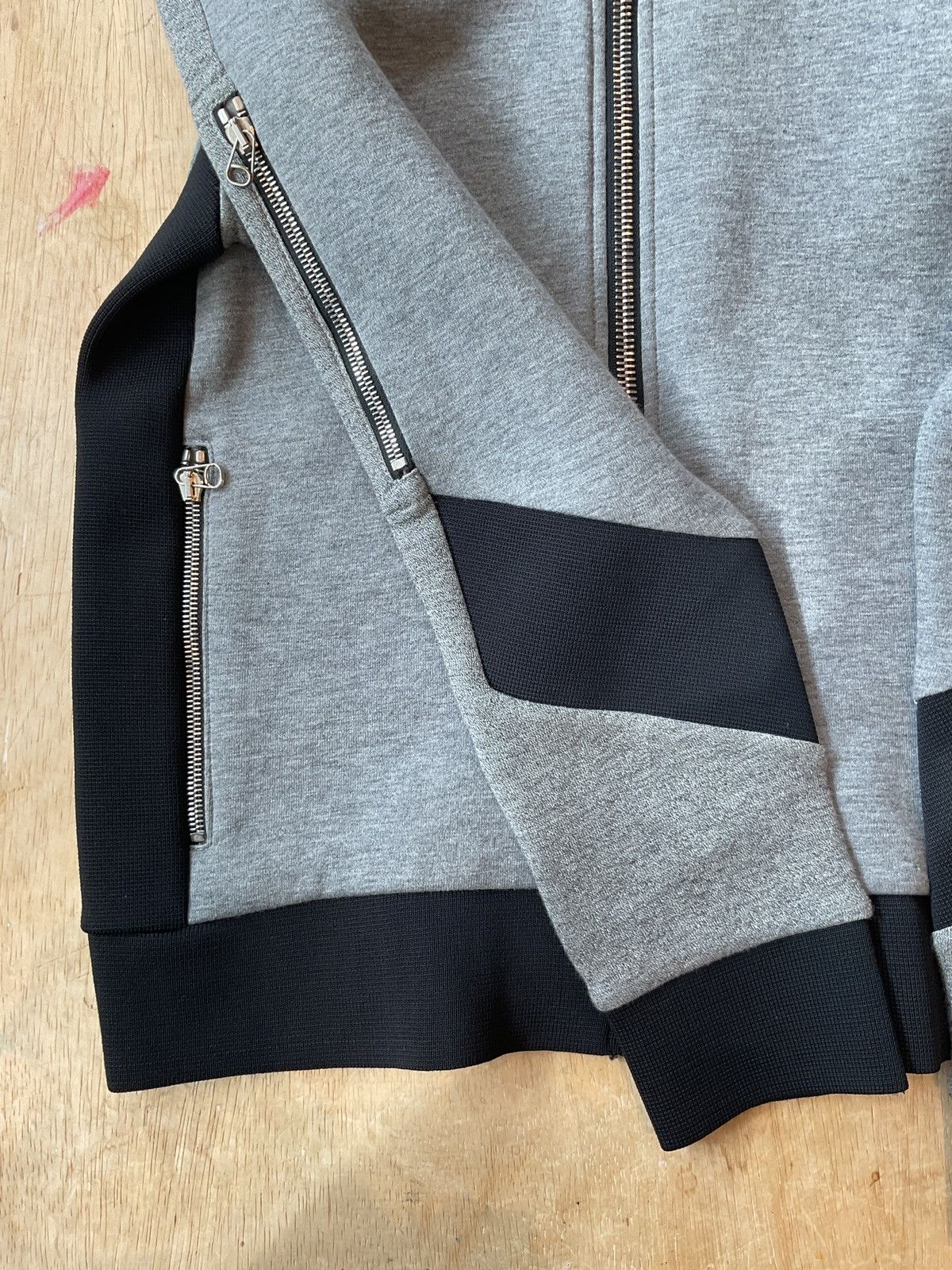 Calvin Klein Calvin Klein Zip up Bomber/Sweatshirt Size M Size US M / EU 48-50 / 2 - 4 Thumbnail