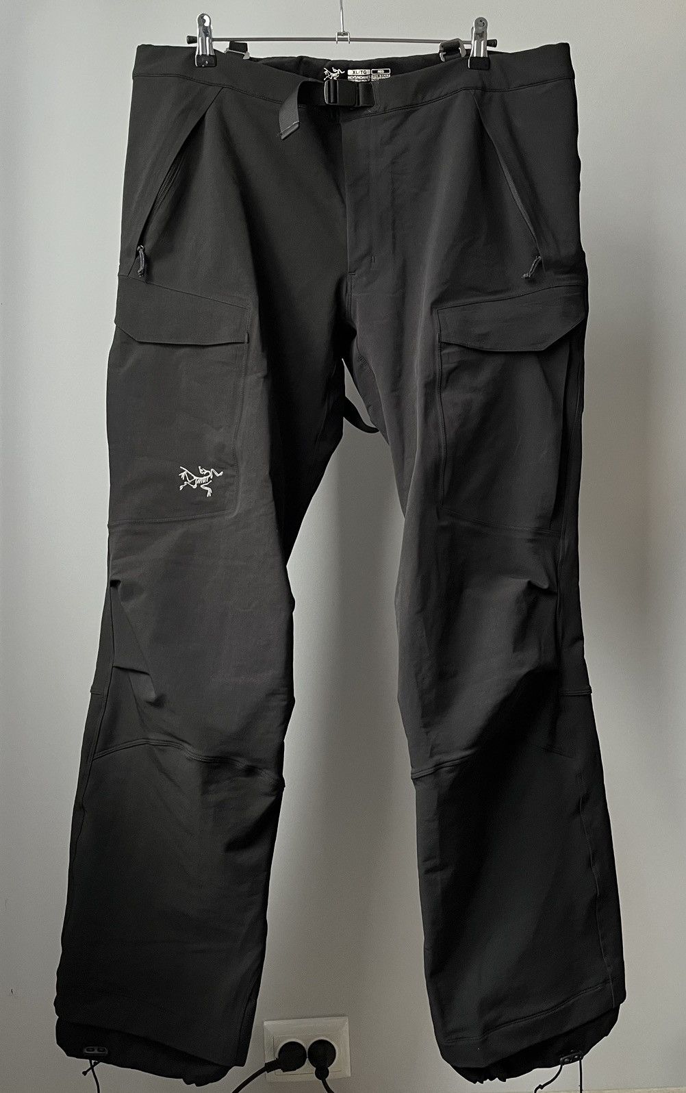 image of Arcteryx Ski Pants Hiking Waterproof in Black, Men's (Size 36)