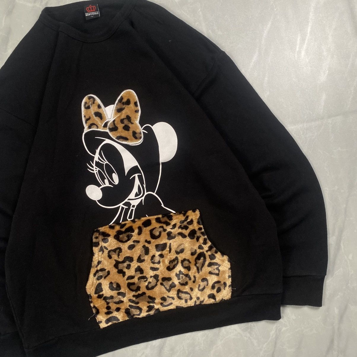 Japanese Brand Baby Doll Japn Disney Minnie Mouse Leopard Crewneck Size US L / EU 52-54 / 3 - 2 Thumbnail