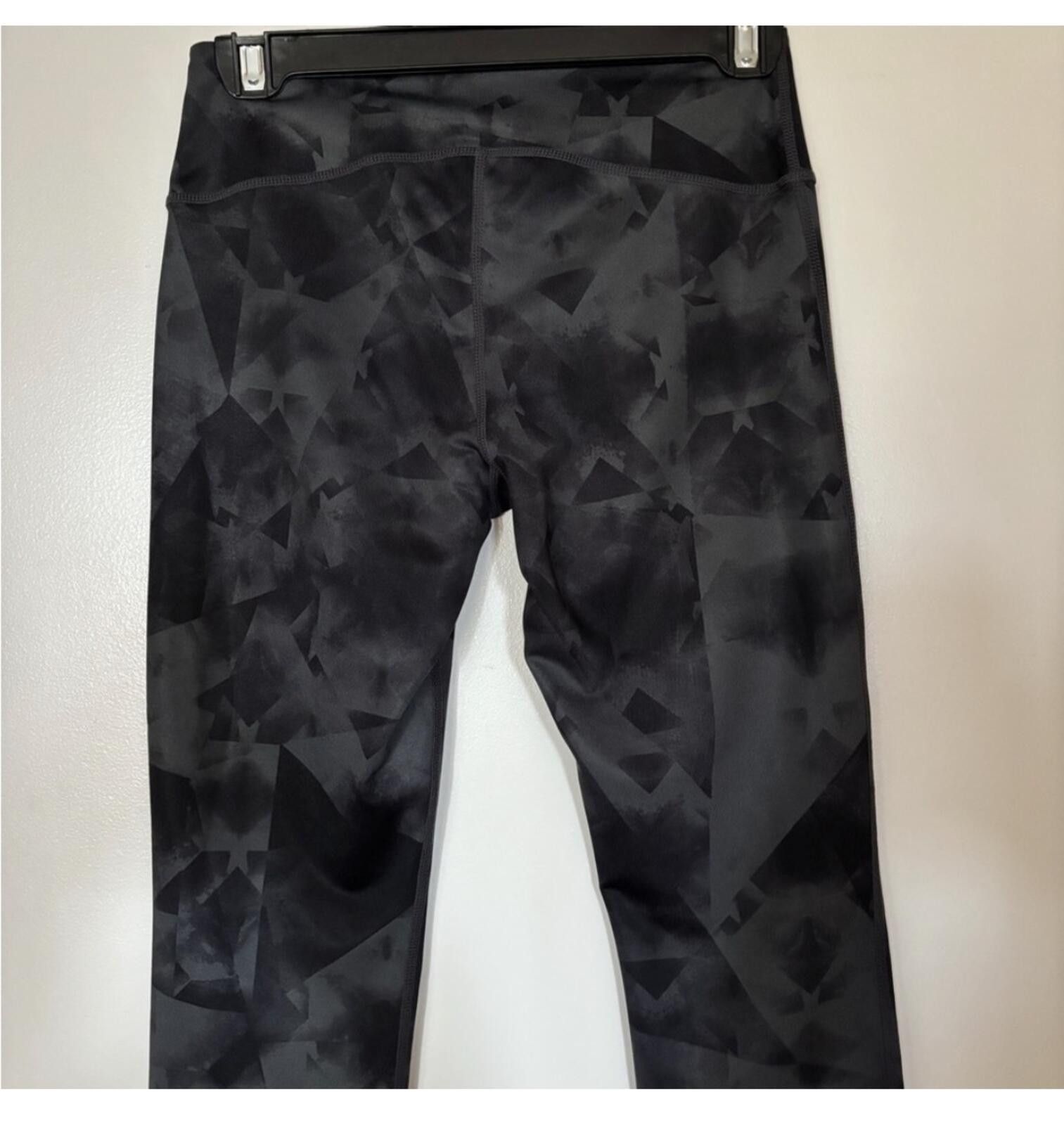 Canterbury of New Zealand Z by Zella active leggings Size 28" / US 6 / IT 42 - 4 Thumbnail