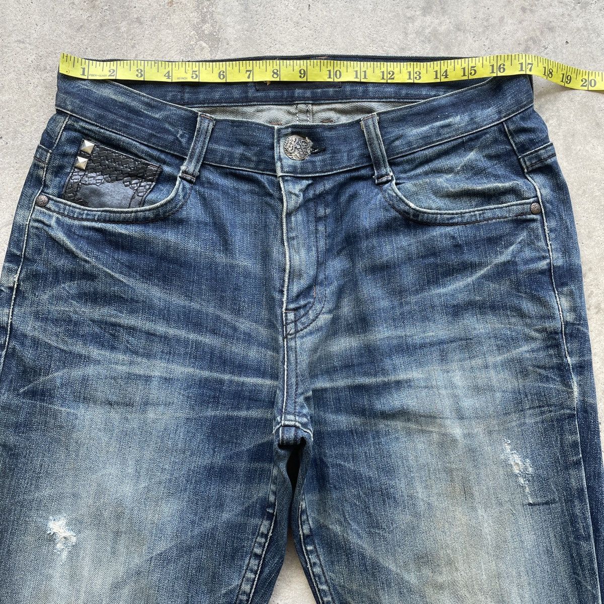 Japanese Brand Vintage Japan Jeans Distressed Faded Denim Pants RARE W34 Size US 34 / EU 50 - 6 Thumbnail