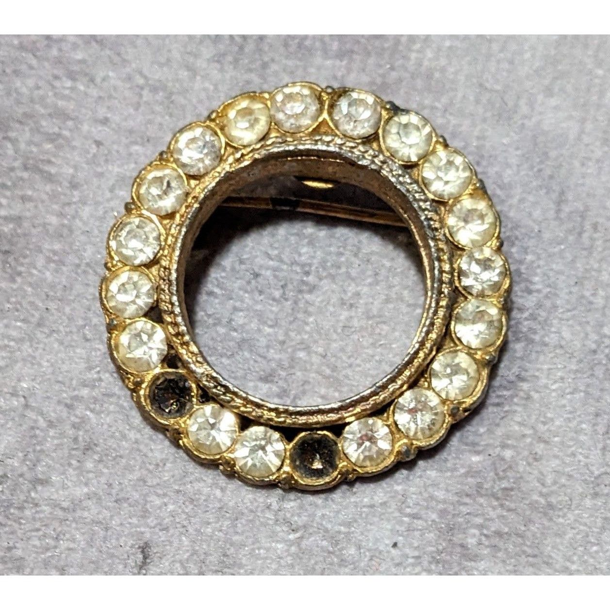 Other Vintage AJC Gold Tone Open Circle Rhinestone Brooch Size ONE SIZE - 7 Thumbnail