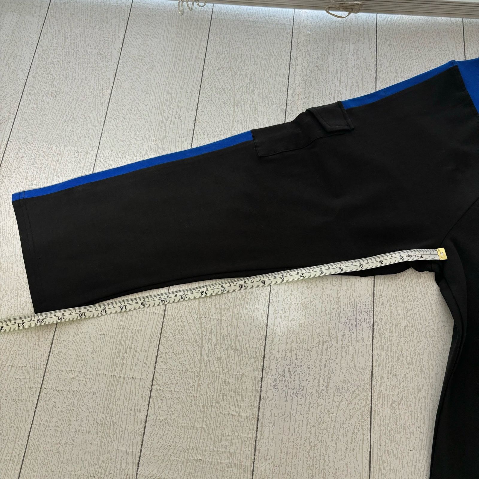 Other iLoveSia Black Blue Capri Leggings XL NWT Athletic Size 27" / US 4 / IT 40 - 3 Thumbnail