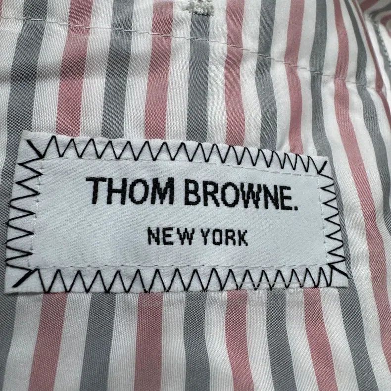 Thom Browne Thom Browne Four-Stripe Down Jacket Size US XXL / EU 58 / 5 - 4 Thumbnail