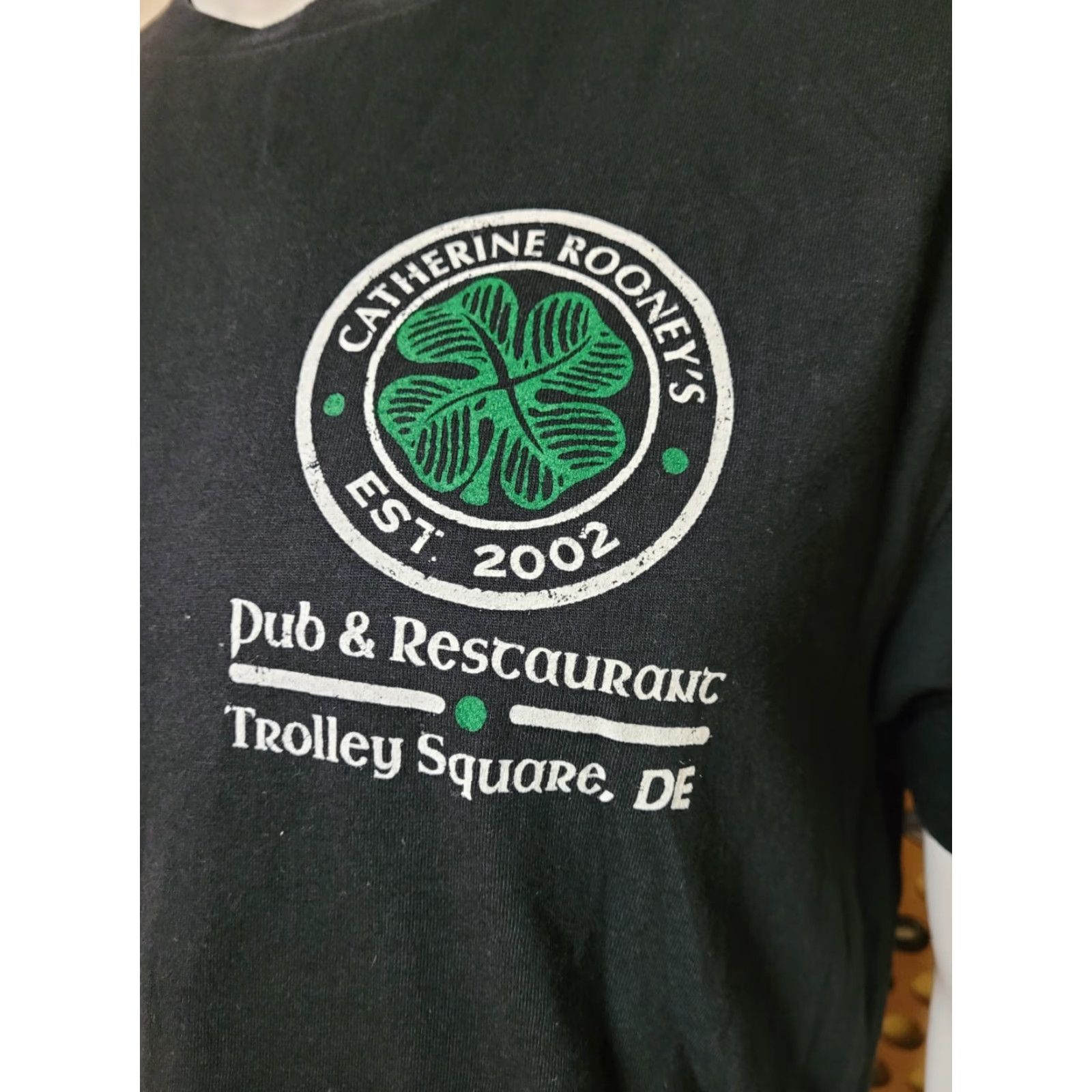 Next Level Next Level Catherine Rooney's Pub & Restaurant T Shirt Black L Men Short Sleeve Crew Neck Graphic Tee 2002 Irish Bar Restaurant Delaware 90s? Size US L / EU 52-54 / 3 - 2 Thumbnail