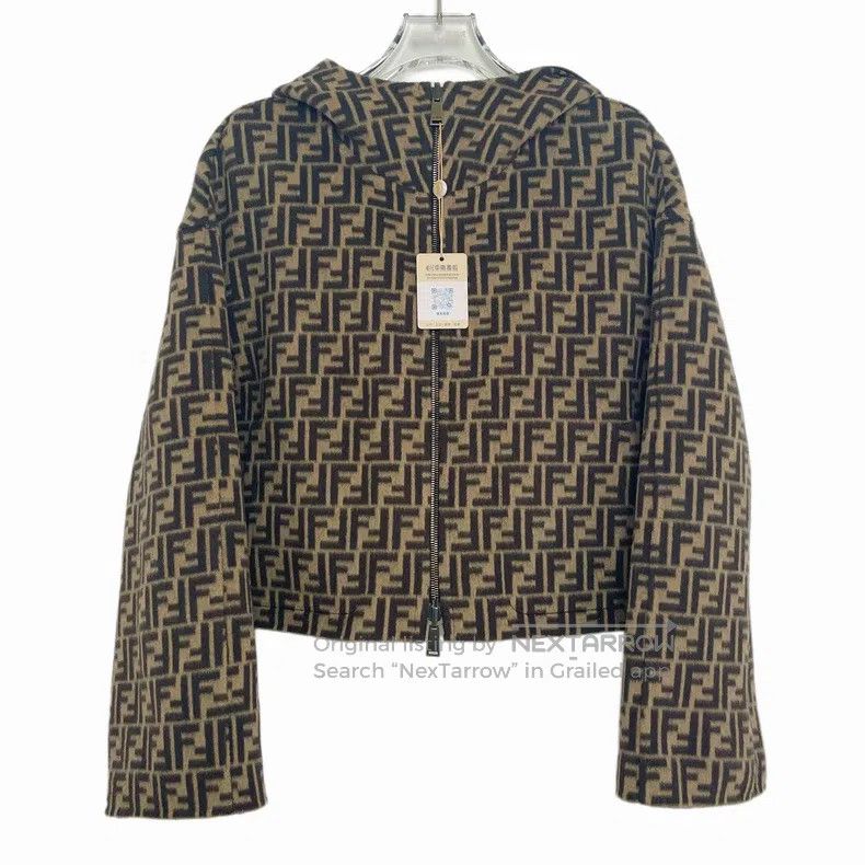 Fendi Fendi Hooded Two-Sided Jacket Size XS / US 0-2 / IT 36-38 - 1 Thumbnail