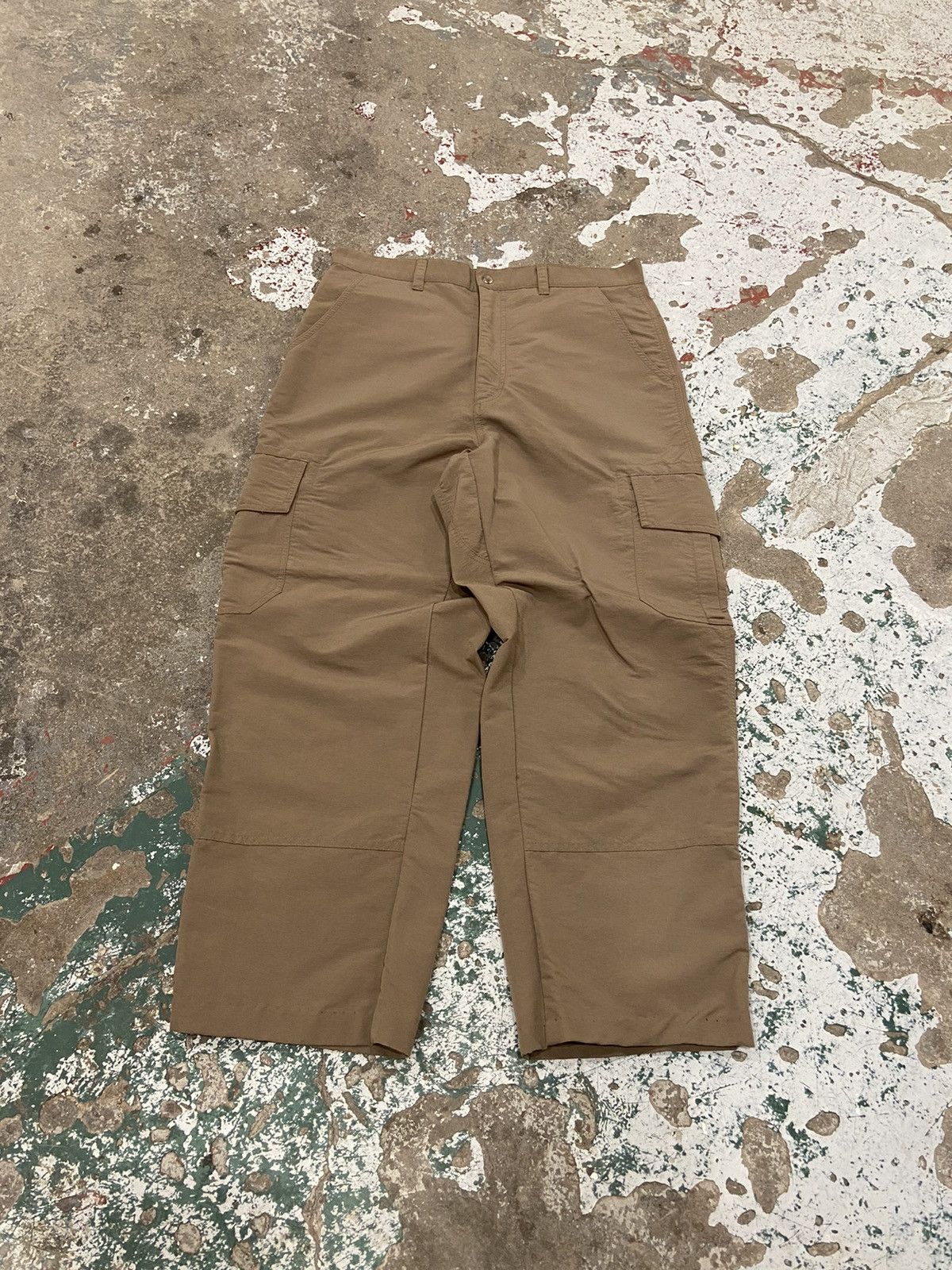 Vintage Vintage Brown Baggy Cargo Hiking Pants Size US 33 - 1 Thumbnail