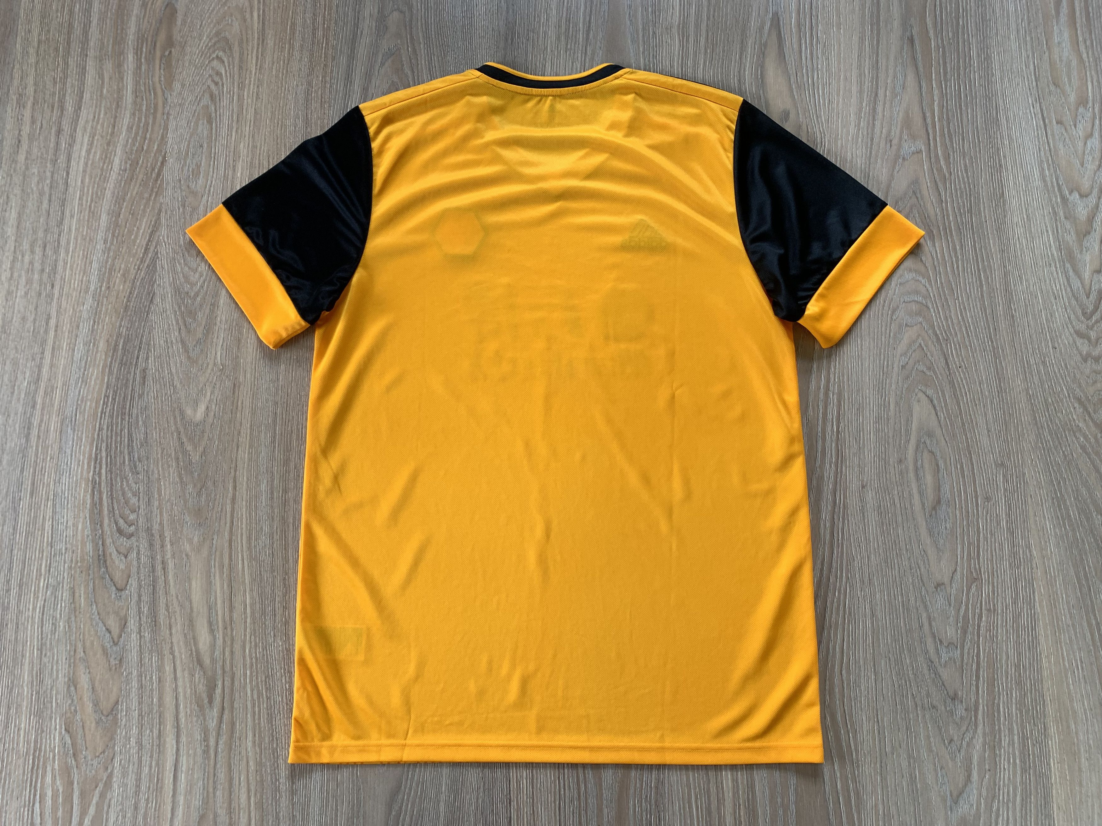 Adidas × Vintage Adidas Wolves Home Shirt Jersey 2020 Size US L / EU 52-54 / 3 - 2 Thumbnail
