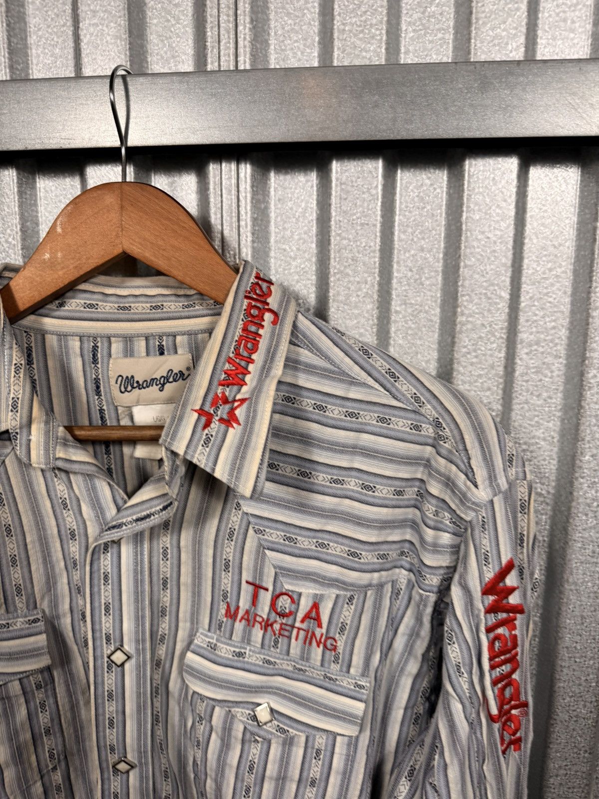 Wrangler Vintage Wrangler Western Pinstripe PearlSnap Button Up Shirt Size US L / EU 52-54 / 3 - 6 Thumbnail