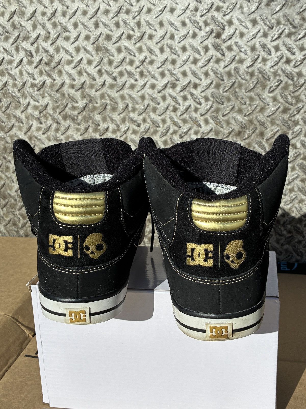 DC Y2K Skull Candy DC Skate Shoes High Tops Sneakers Vintage 8 Size US 8 / EU 41 - 3 Thumbnail