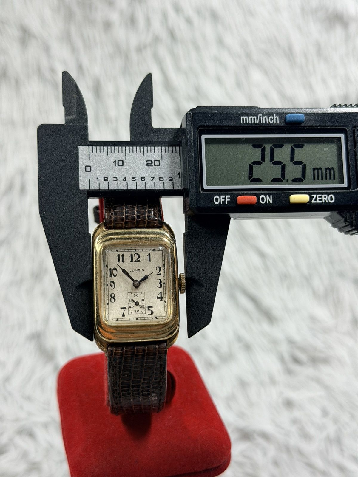 Vintage Vintage 70’s ILLINOIS 14K Gold Filled Manual Unisex Watch Size ONE SIZE - 11 Thumbnail