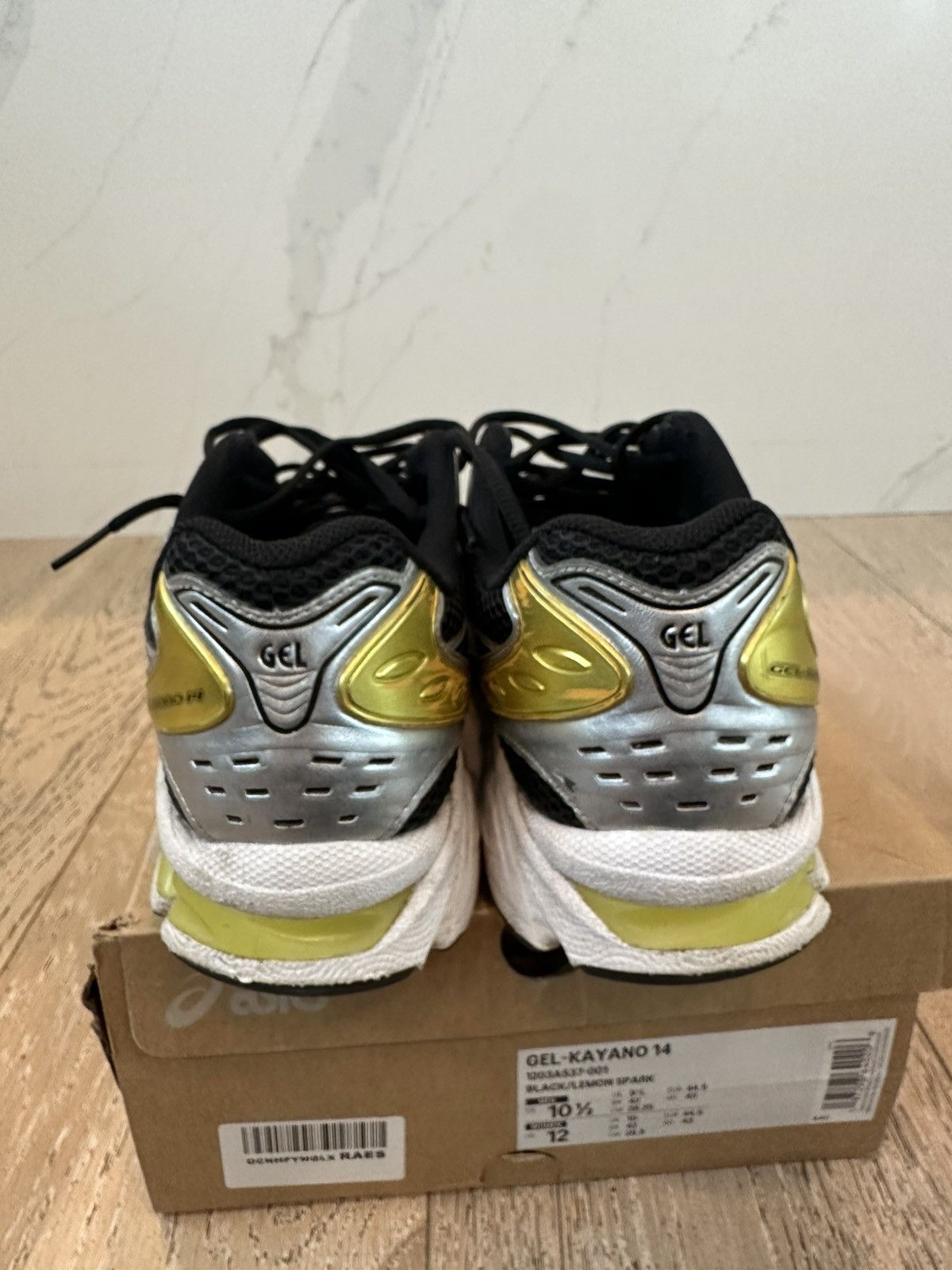 Asics ASICS Gel-Kayano 14 Black Lemon Spark Size US 10.5 / EU 43-44 - 3 Thumbnail