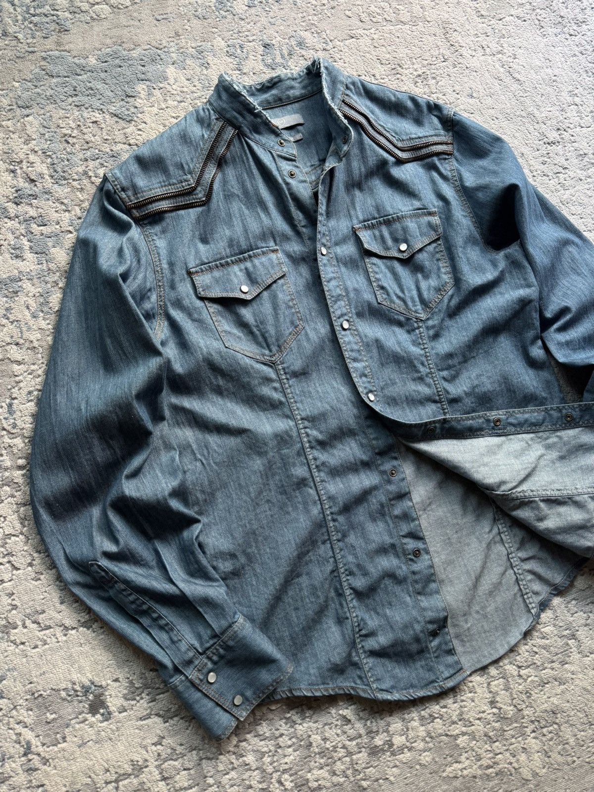 Alexander McQueen Alexander McQueen Vintage Archive Denim Shirt size 50 Size US M / EU 48-50 / 2 - 3 Thumbnail