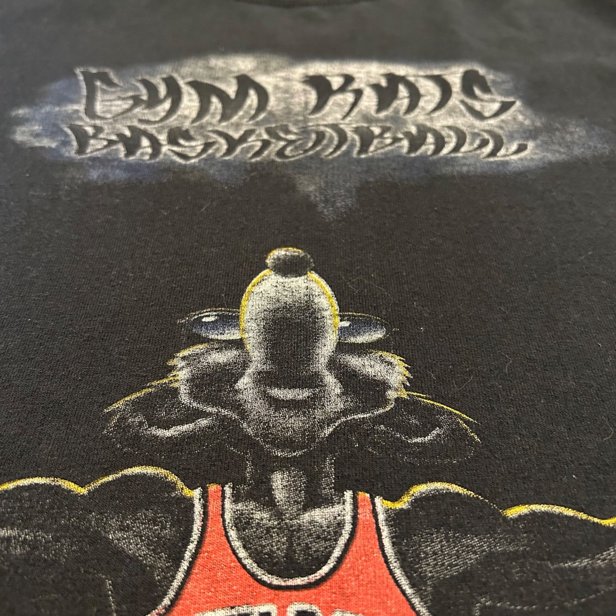 Vintage Vintage Graffiti Gym Rats Basketball Black Graphic Tee M Size US M / EU 48-50 / 2 - 2 Thumbnail