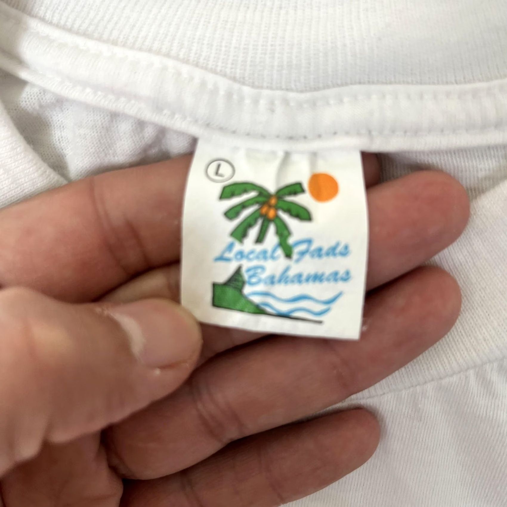 Vintage VINTAGE Sun Divers Nassau Bahamas T-Shirt Mens Large Neon Scuba Single Stitch Size US L / EU 52-54 / 3 - 4 Thumbnail