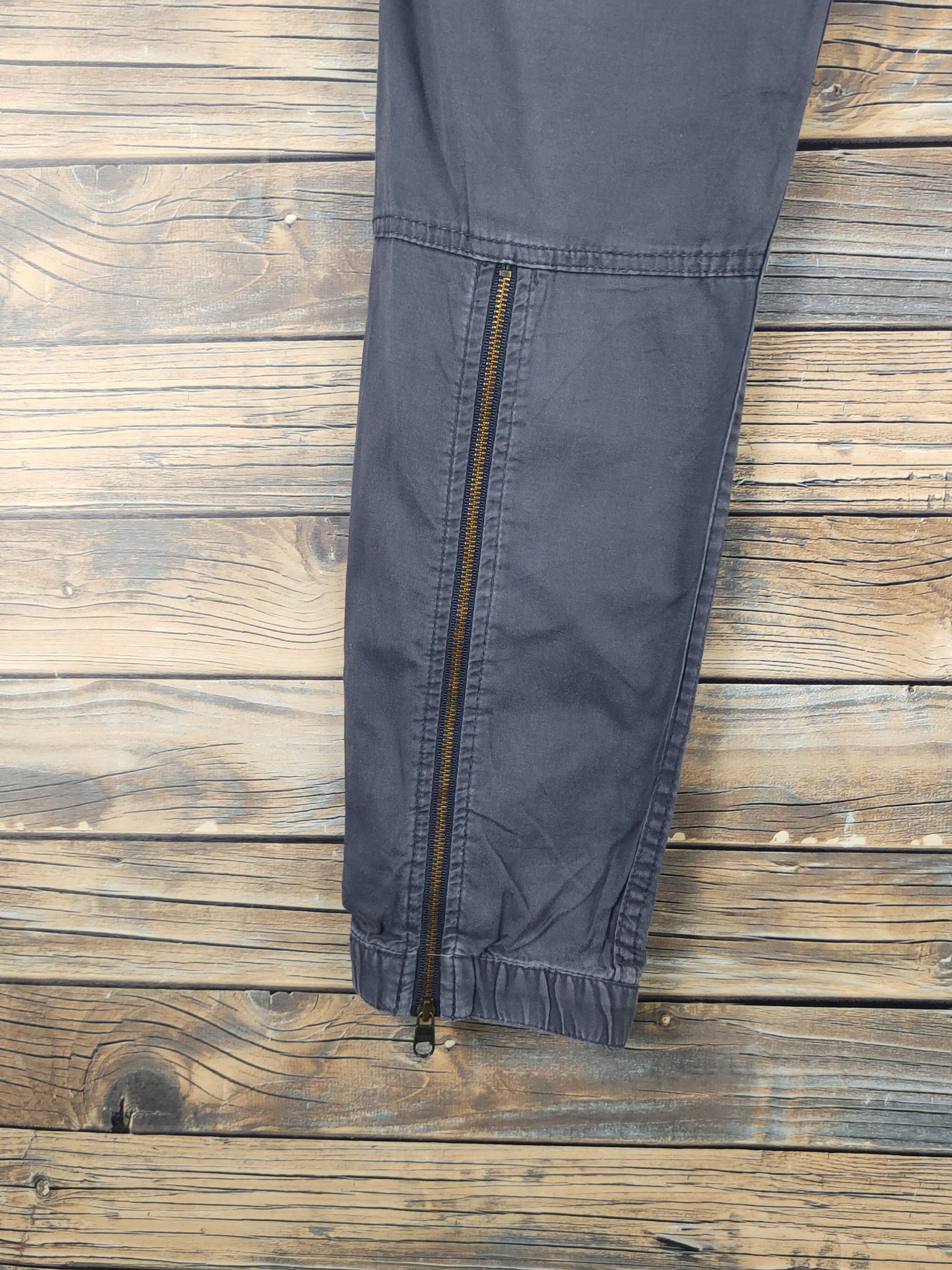 L.O.G.G. DL L.O.G.G H&M Dark Gray Multipocket Joggers #1575 Size 27" / US 4 / IT 40 - 9 Thumbnail
