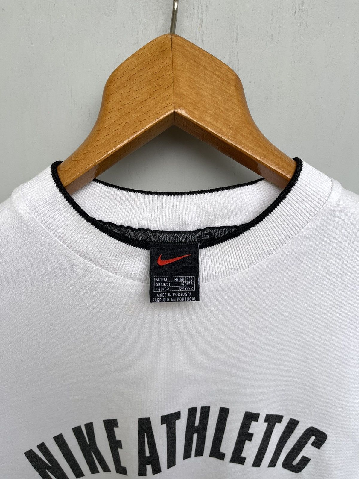 Nike 90's Vintage Nike Athletic Spell Out Logo Crewneck T-shirt Size US M / EU 48-50 / 2 - 3 Thumbnail