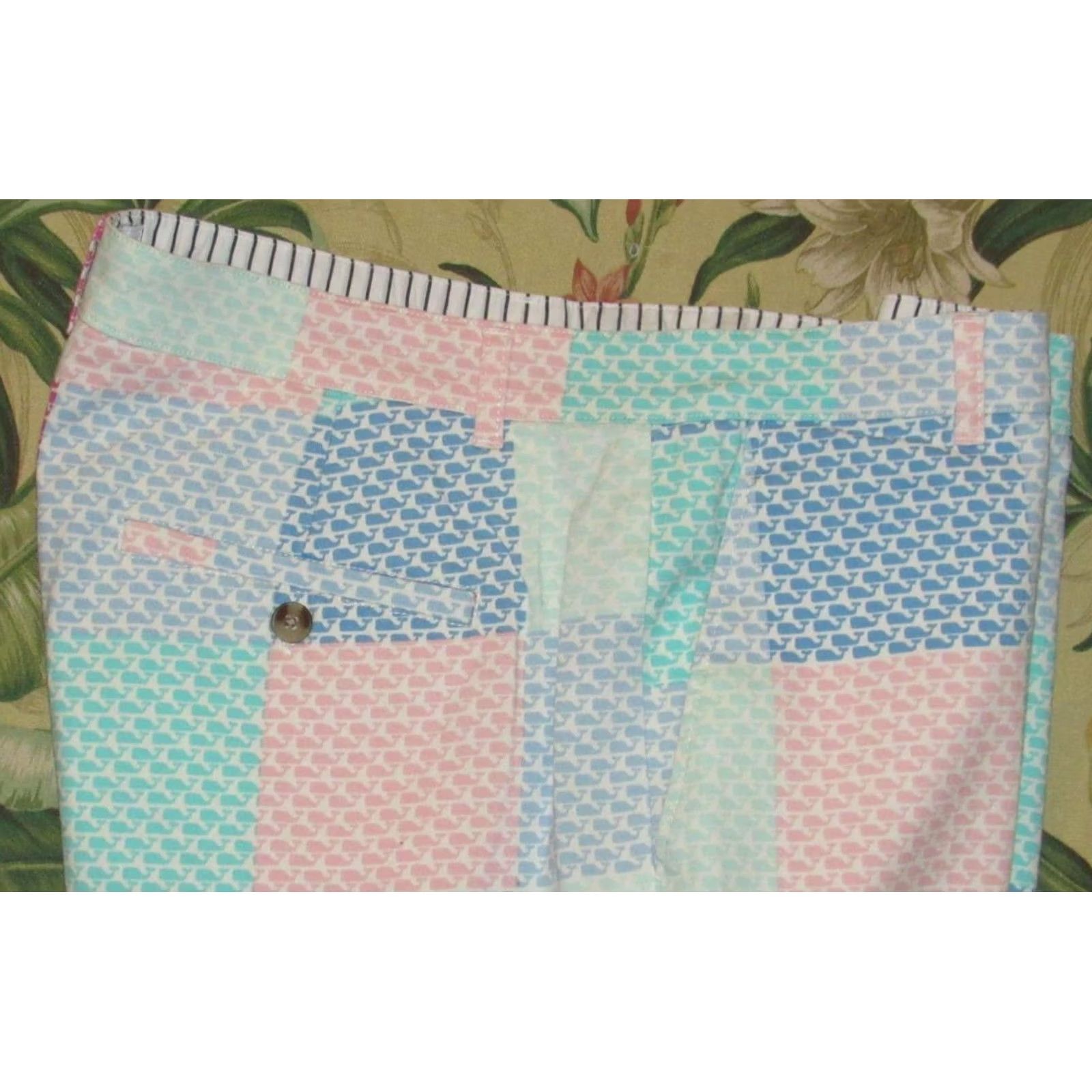 Vineyard Vines VINEYARD VINES Colorful 9" Chino Shorts 34 Mens Regular XS-34? Size US 34 / EU 50 - 2 Thumbnail