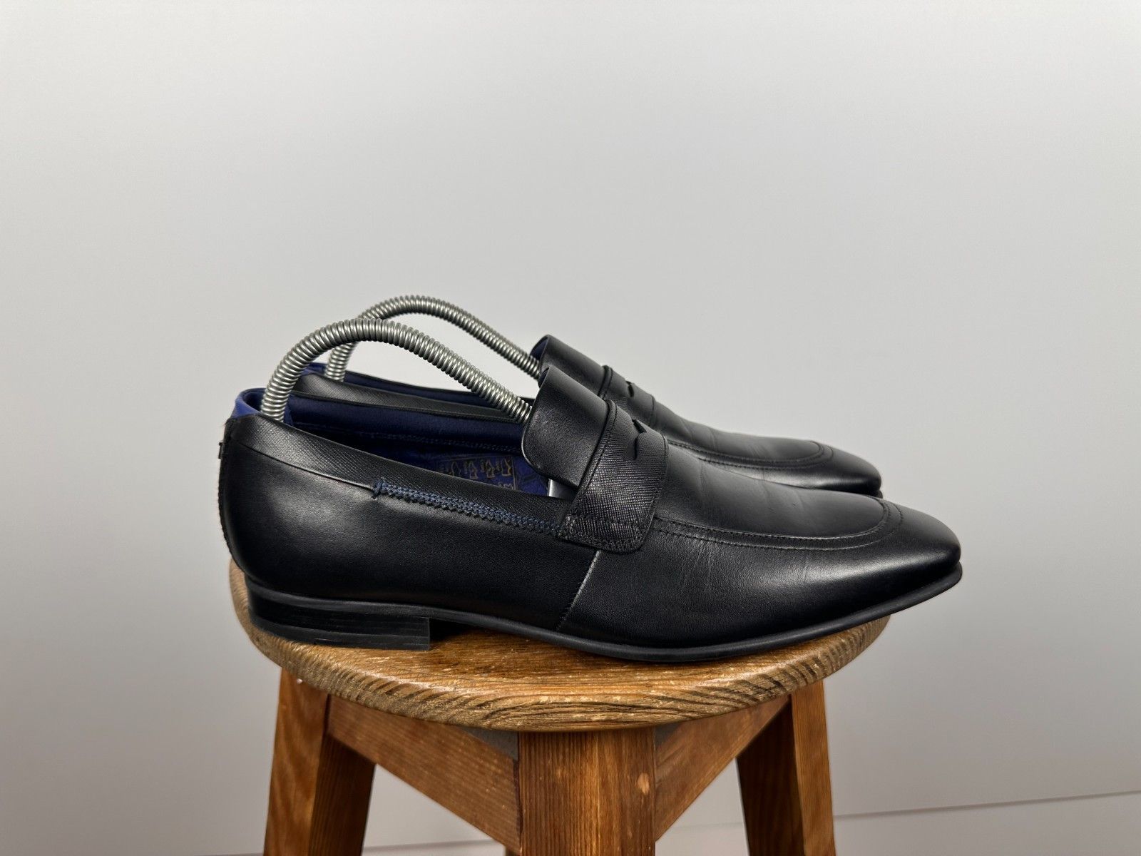 Ted Baker Ted Baker Black Leather Slip On Loafer Shoe Size US10 Size US 10 / EU 43 - 5 Thumbnail